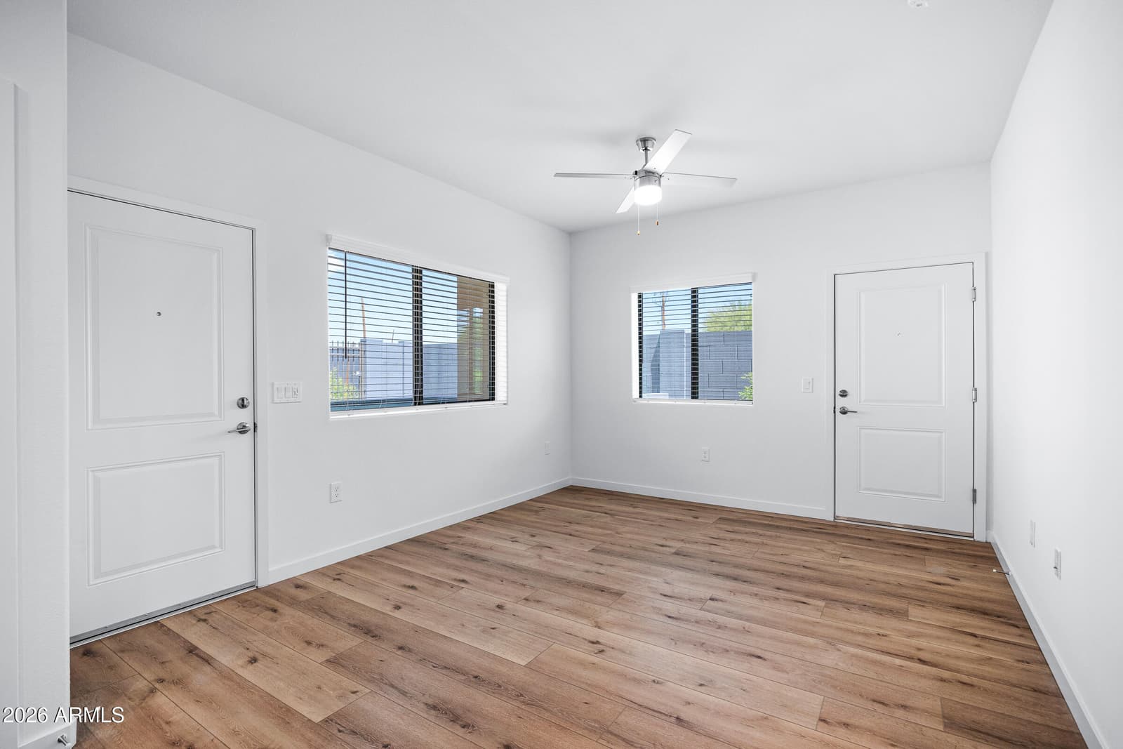 2343 E MCARTHUR Drive, Tempe, AZ 85288 — photo 4 of 32