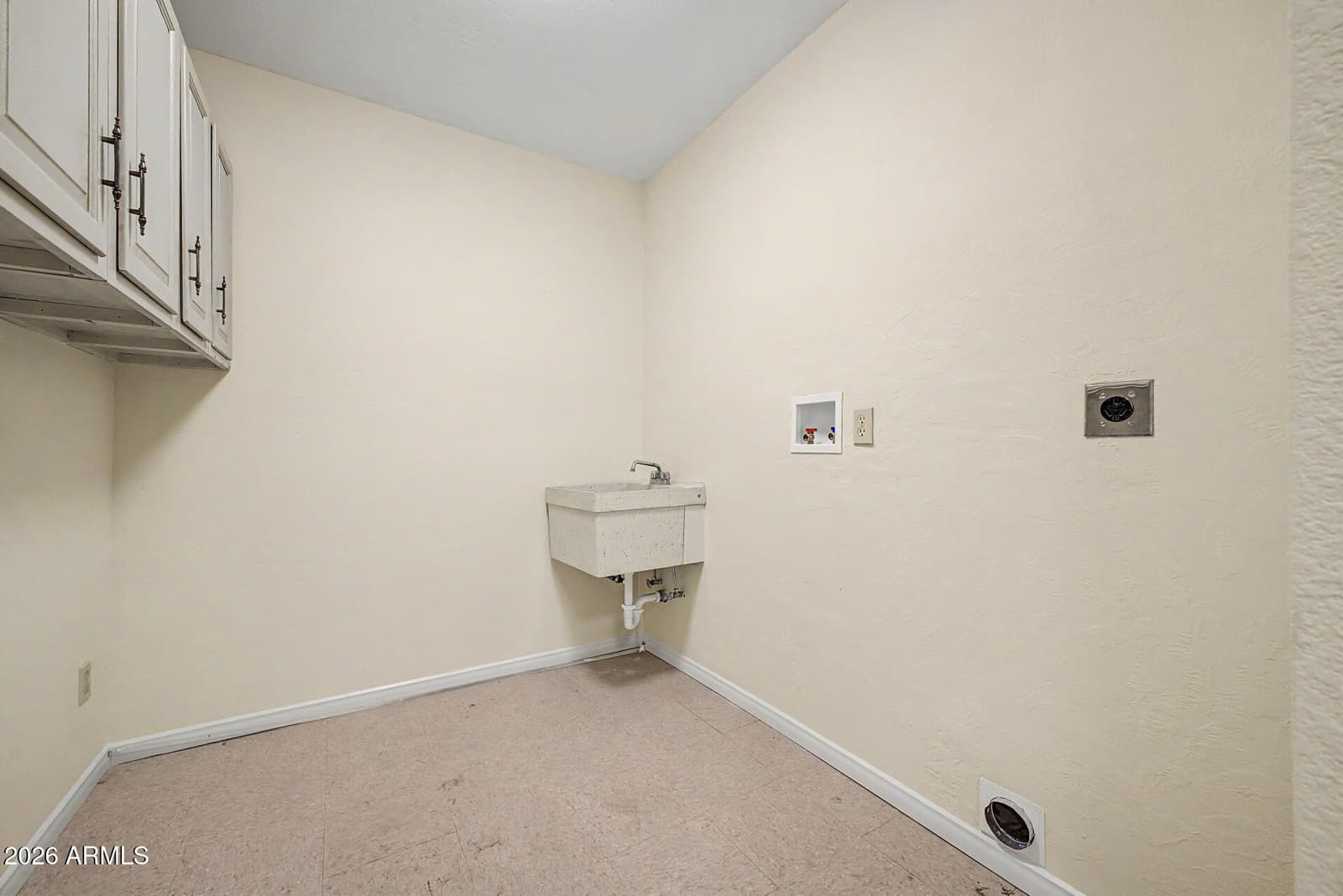 2071 E CAIRO Drive, Tempe, AZ 85282 — photo 29 of 37