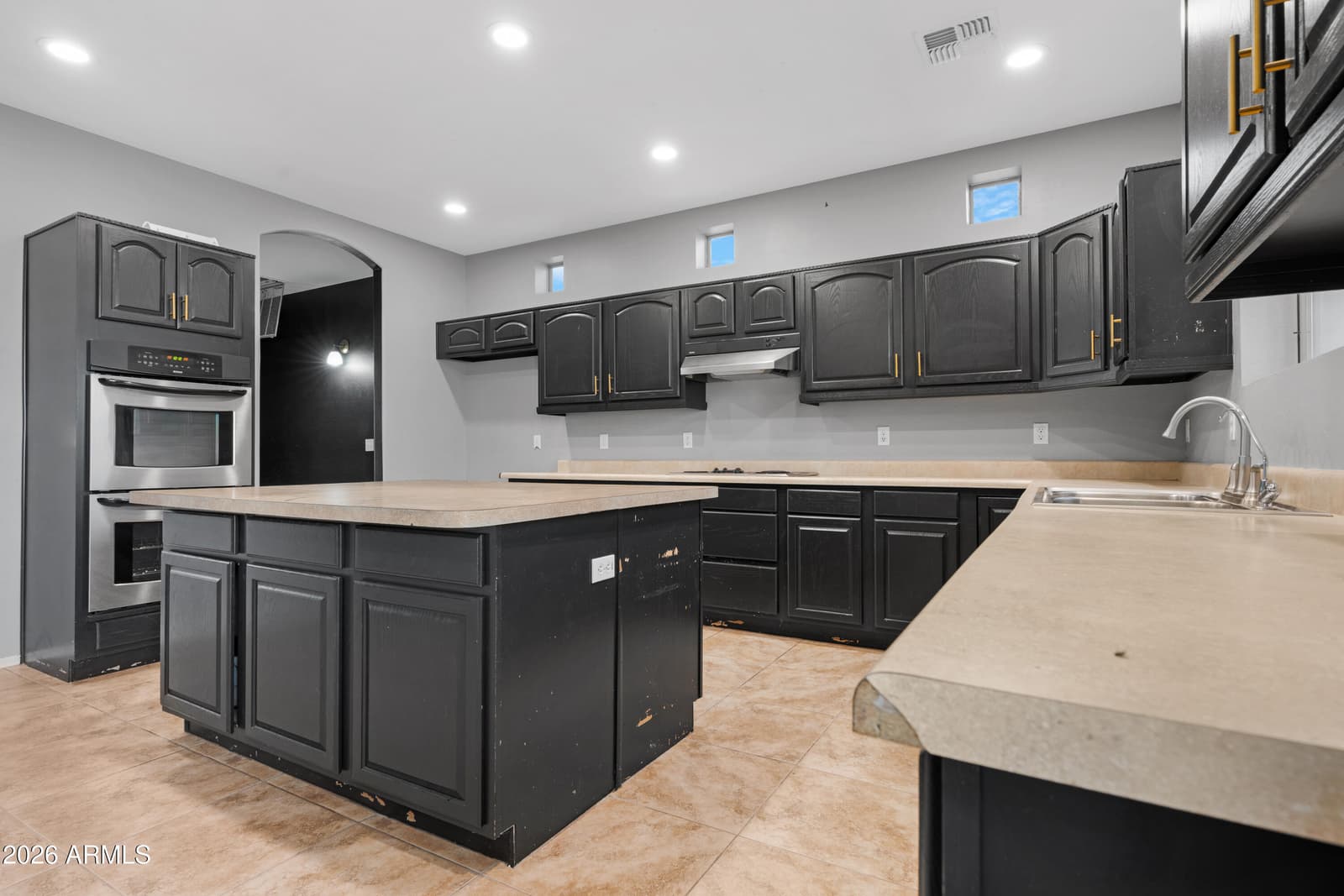 4906 N WARNER Drive, Apache Junction, AZ 85120 — photo 12 of 58