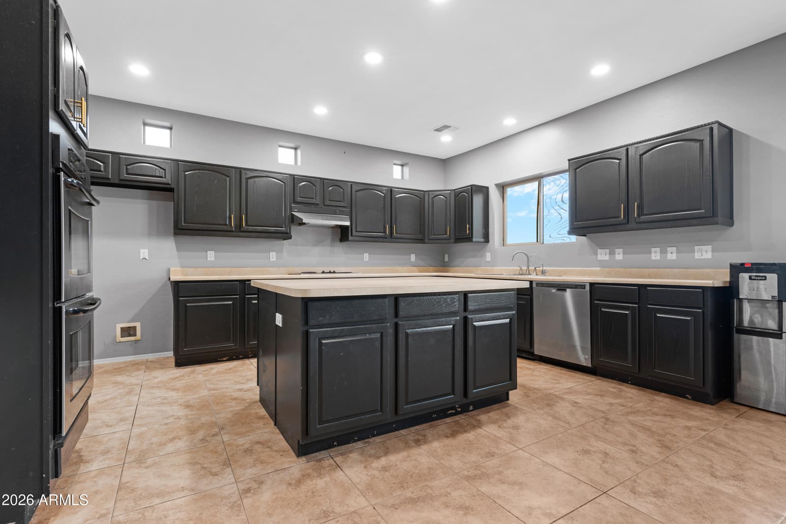 4906 N WARNER Drive, Apache Junction, AZ 85120 — photo 13 of 58
