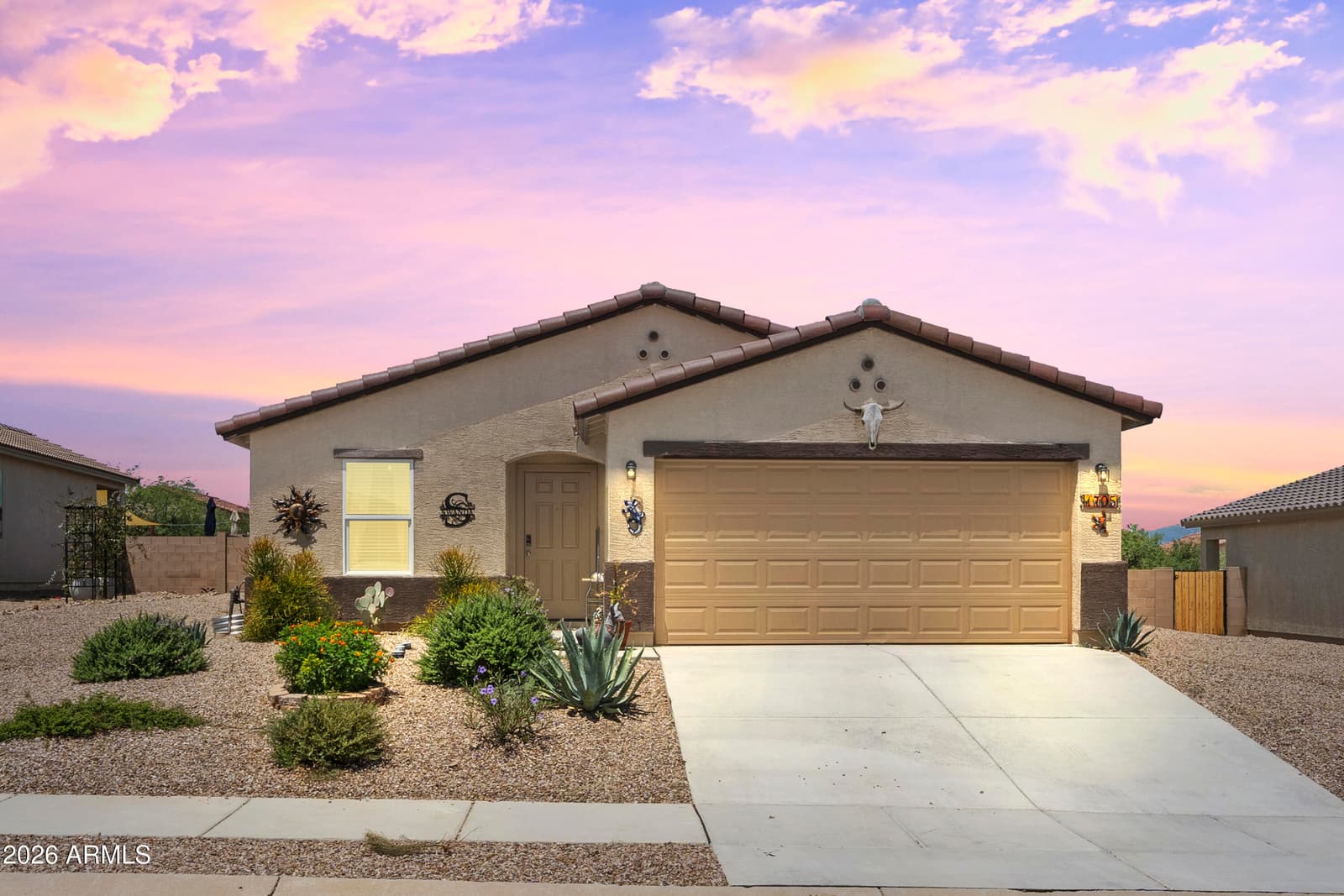 1705 S Moonshadow Drive, Benson, AZ 85602 — photo 1 of 45