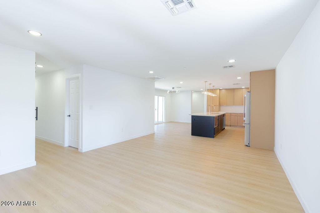 8435 S 16th Place, Phoenix, AZ 85042 — photo 16 of 64