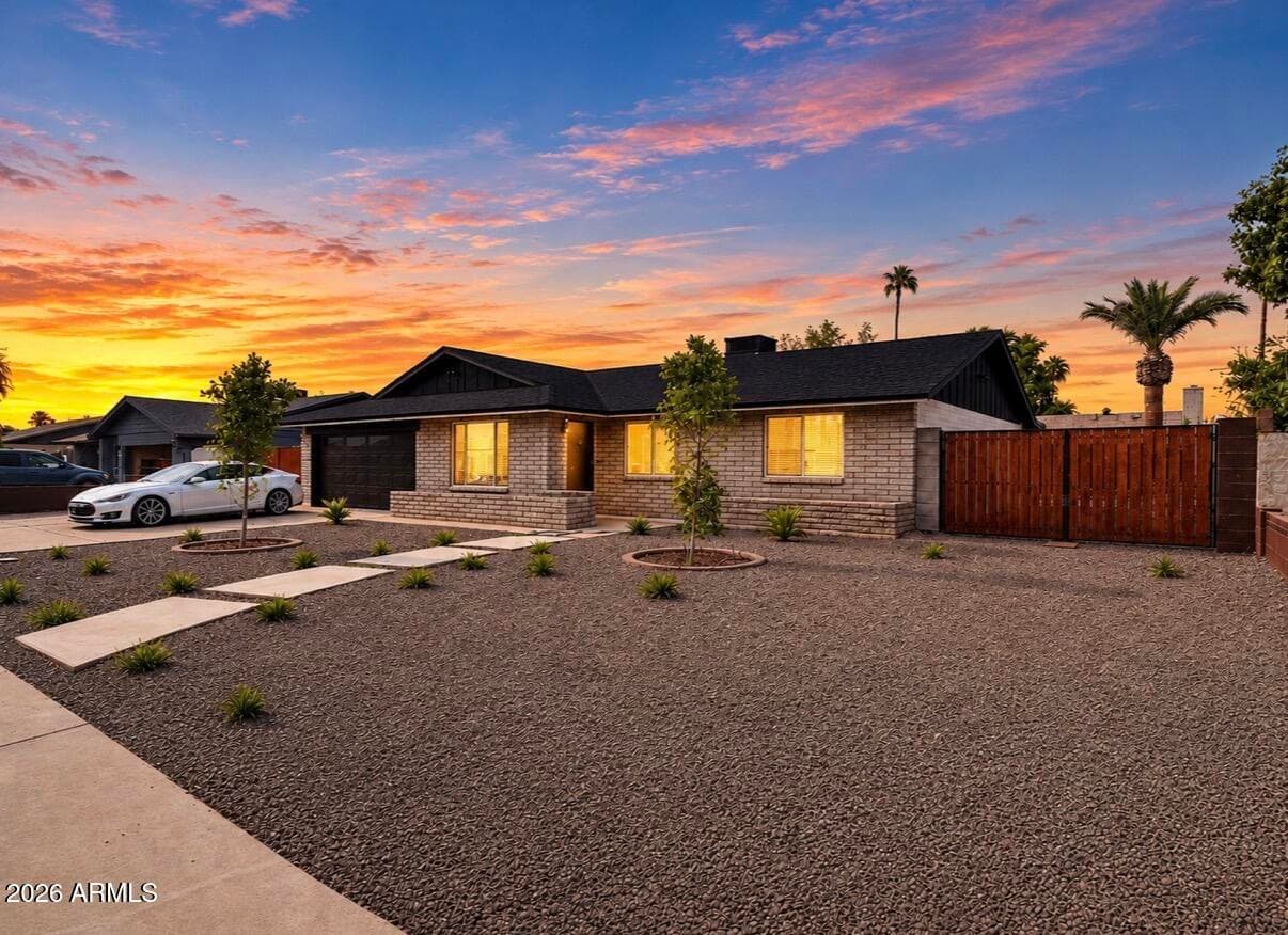 2934 W Hartford Drive, Phoenix, AZ 85053 — photo 25 of 27
