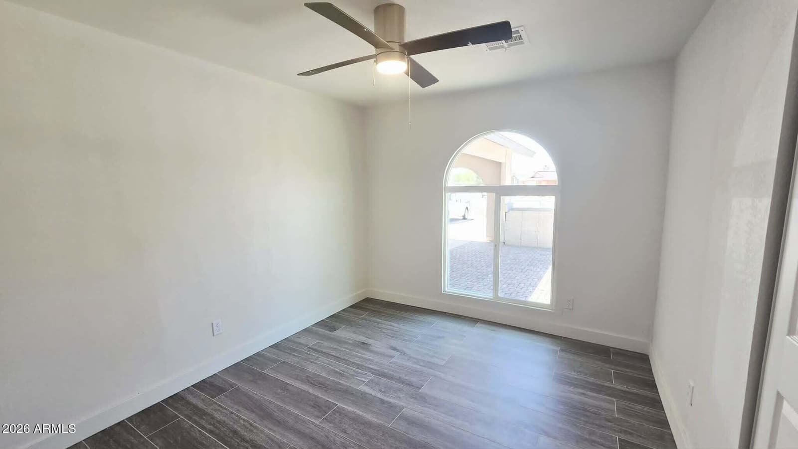 16853 N 39th Drive, Phoenix, AZ 85053 — photo 10 of 20