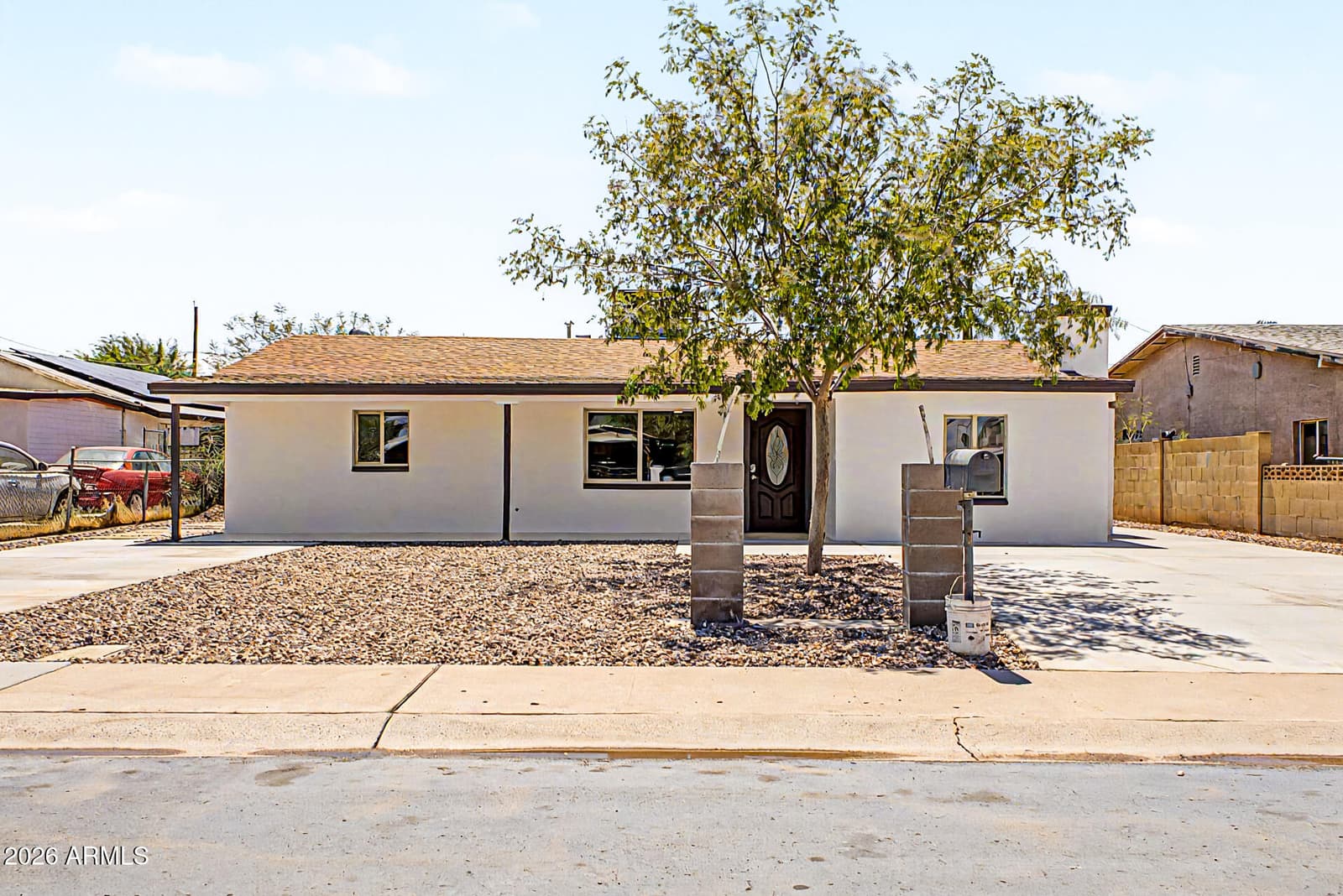 1609 W Chipman Road, Phoenix, AZ 85041 — photo 2 of 25