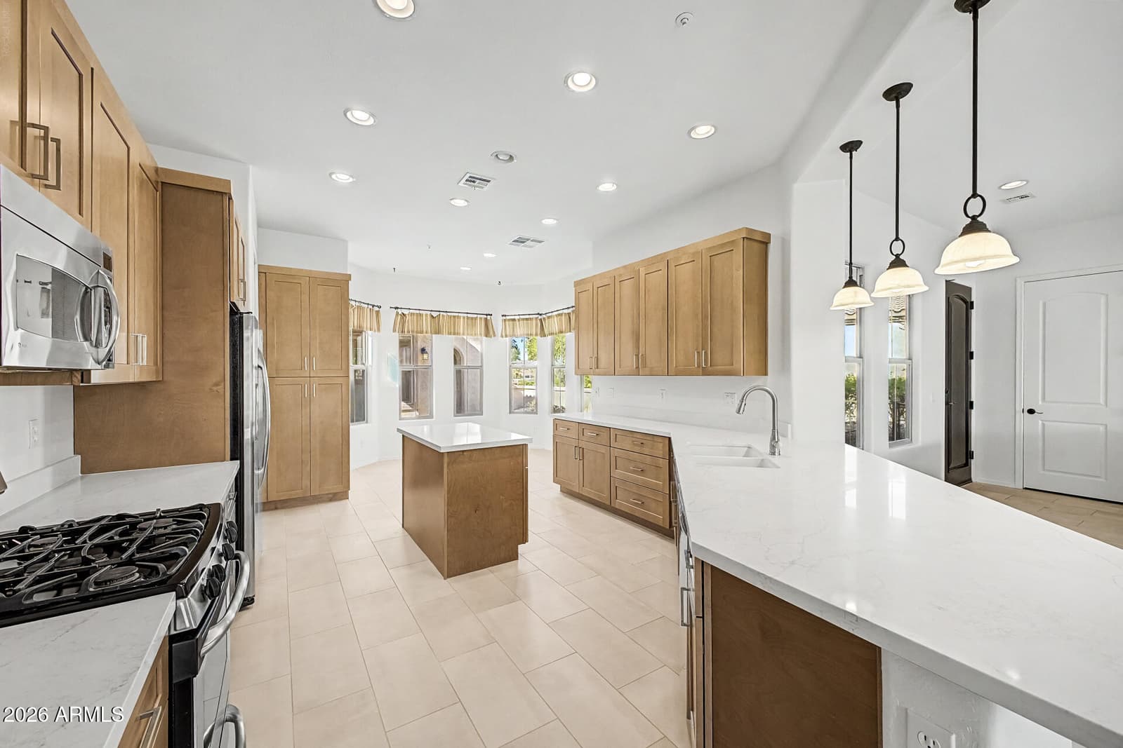 12887 W Fetlock Trail, Peoria, AZ 85383 — photo 13 of 40