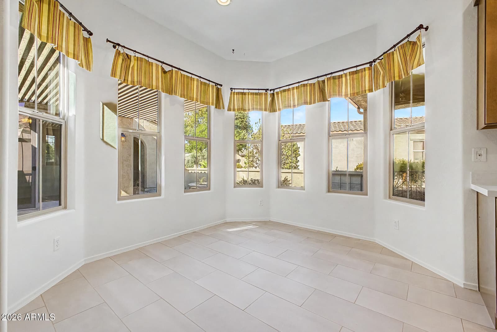 12887 W Fetlock Trail, Peoria, AZ 85383 — photo 16 of 40