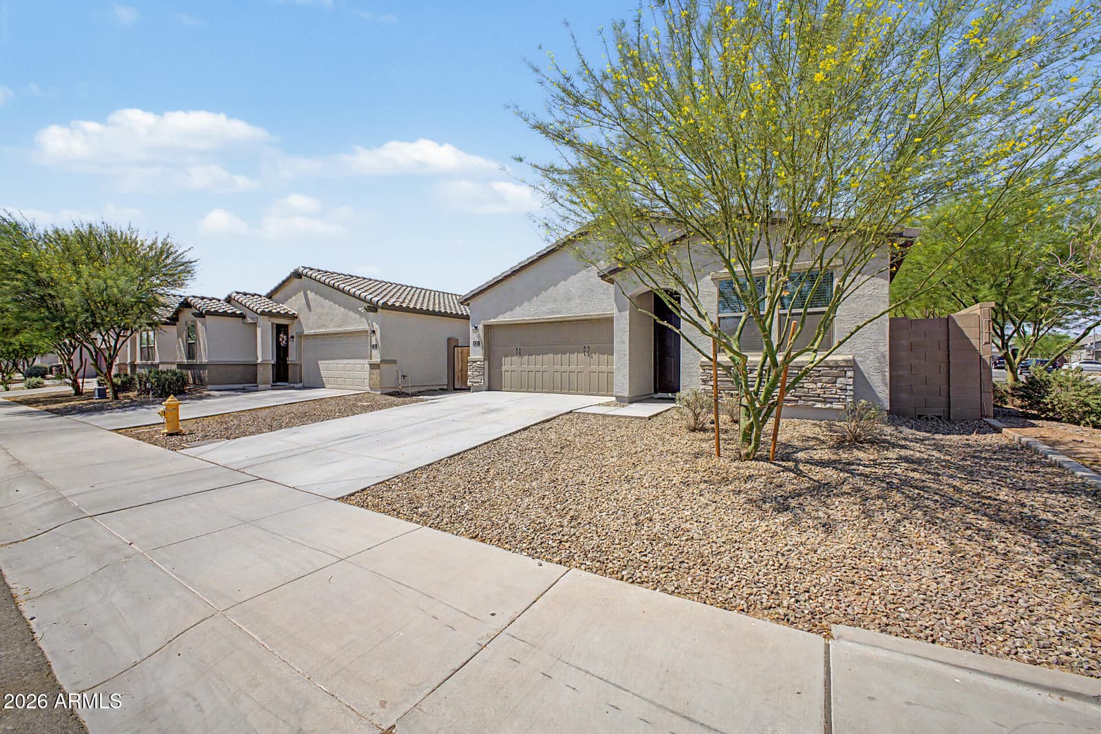 5722 W Getty Drive, Phoenix, AZ 85043 — photo 8 of 48
