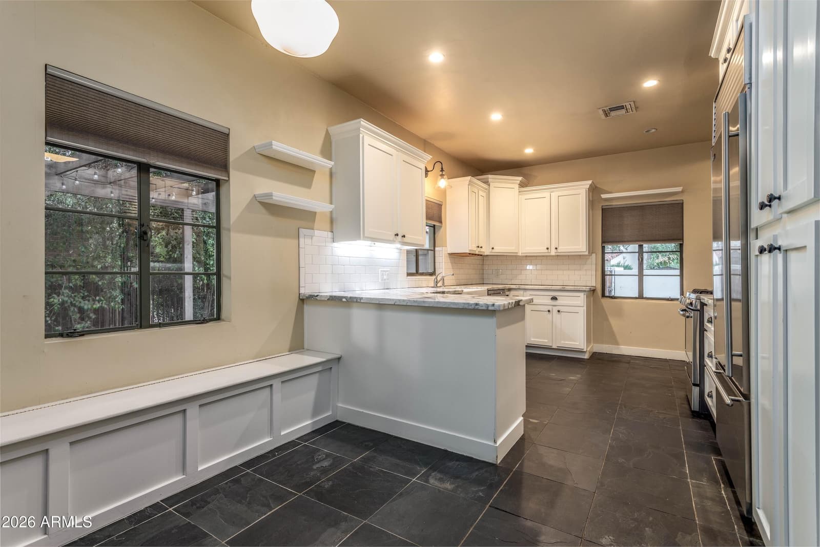 2207 N 11th Avenue, Phoenix, AZ 85007 — photo 11 of 41