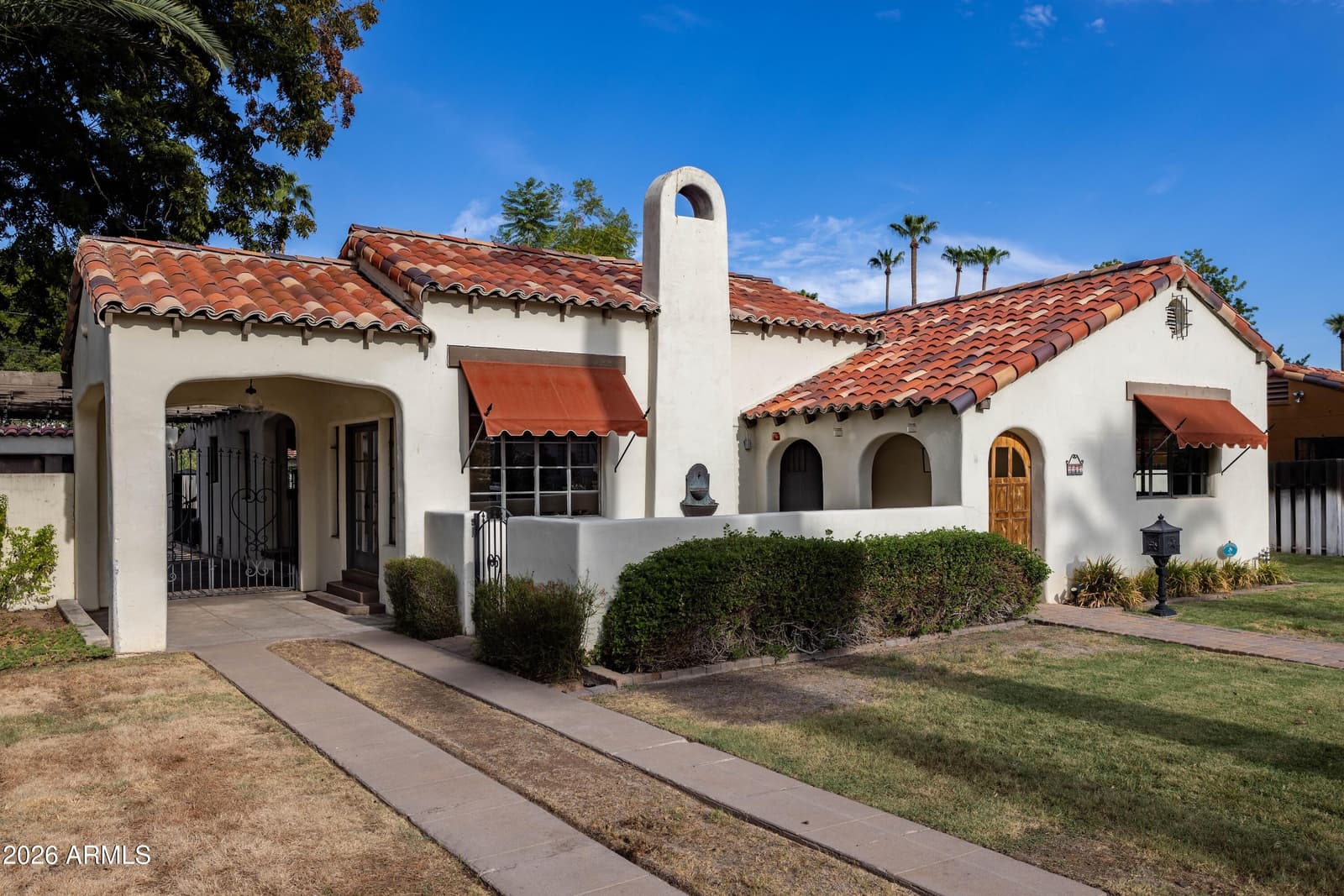 2207 N 11th Avenue, Phoenix, AZ 85007 — photo 1 of 41