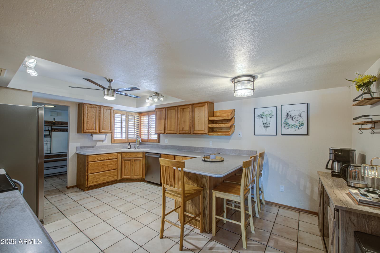 15613 N 57th Drive, Glendale, AZ 85306 — photo 11 of 54