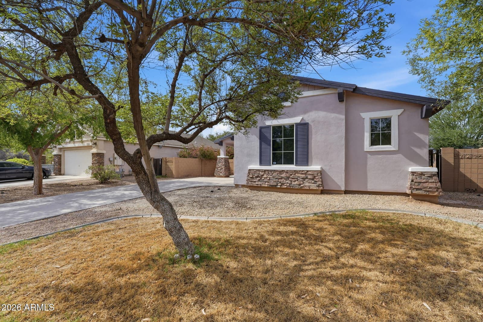 7234 W Vista Avenue, Glendale, AZ 85303 — photo 2 of 35