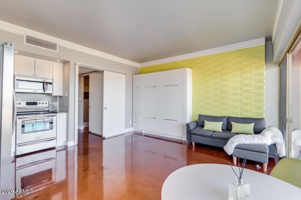 4750 N Central Avenue 8L, Phoenix, AZ 85012 — photo 5 of 30