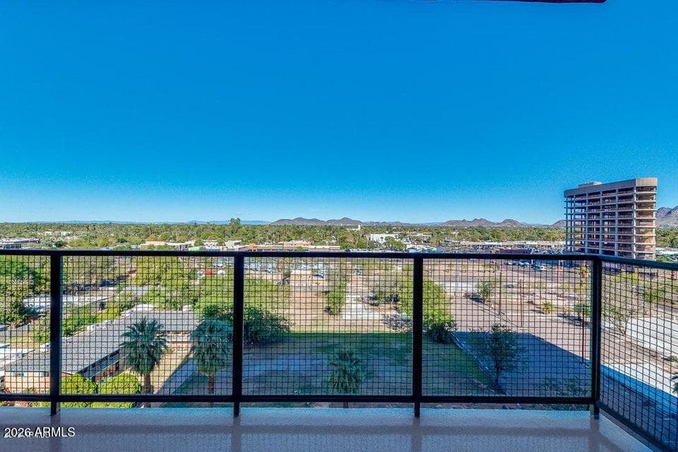 4750 N Central Avenue 8L, Phoenix, AZ 85012 — photo 16 of 30