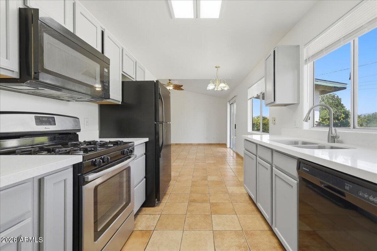 4873 N Morningstar Drive, Prescott Valley, AZ 86314 — photo 7 of 31