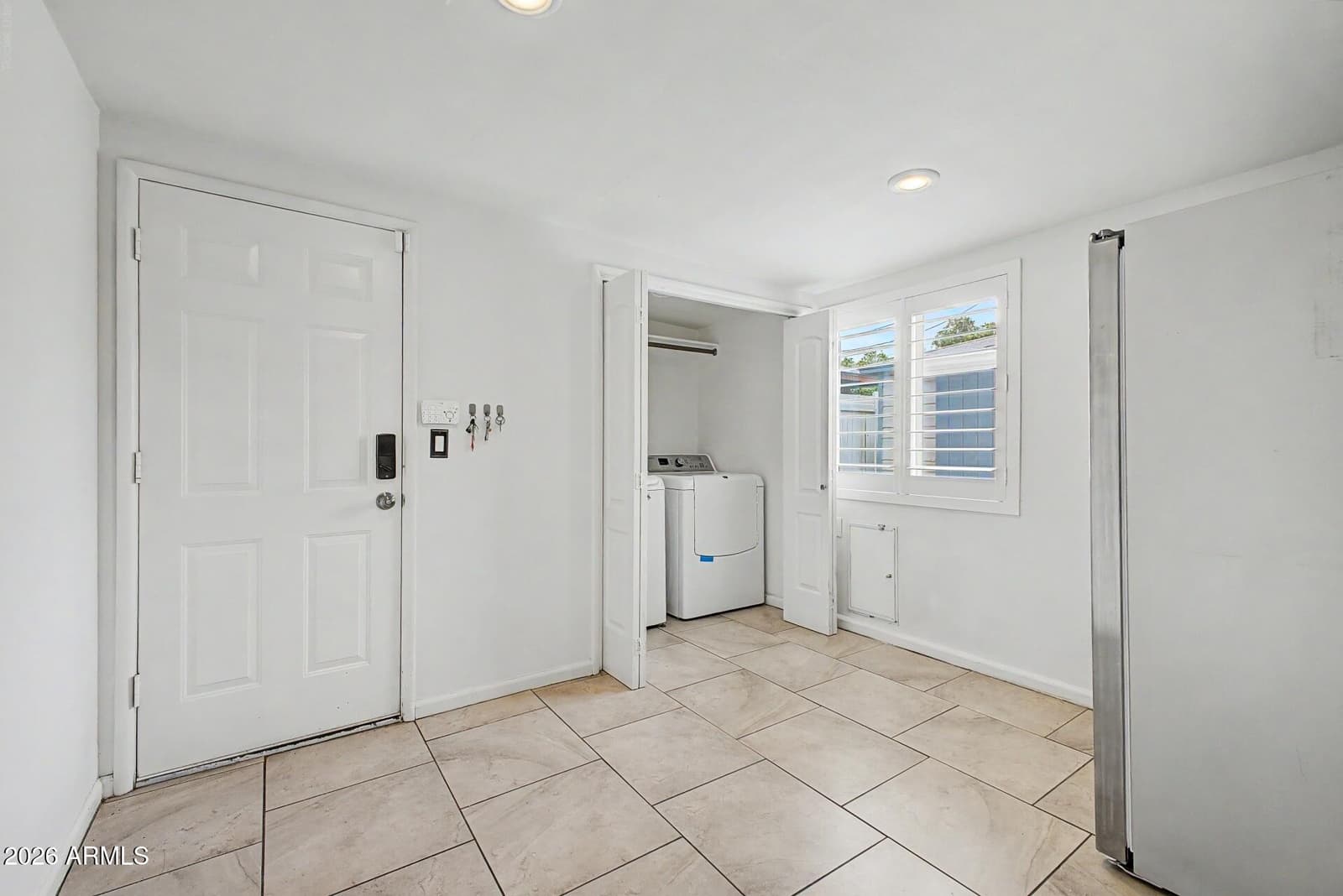 5835 N 16th Place, Phoenix, AZ 85016 — photo 5 of 44