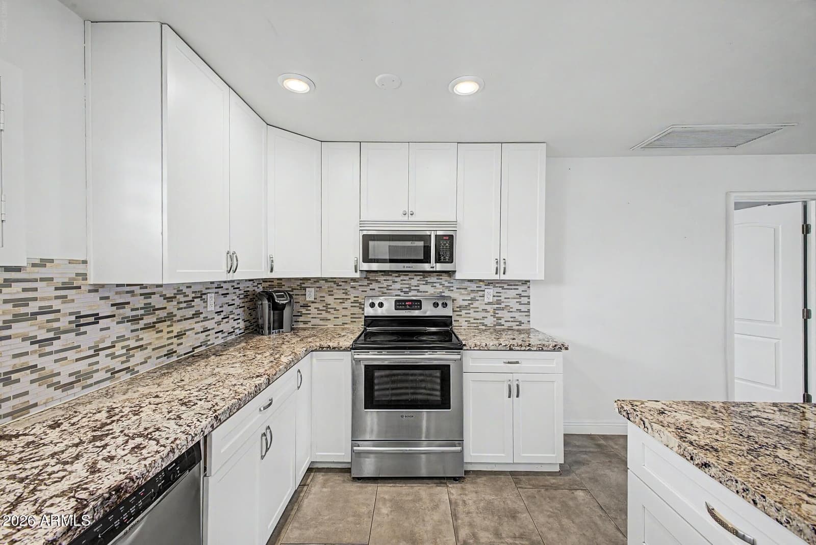 5835 N 16th Place, Phoenix, AZ 85016 — photo 16 of 44