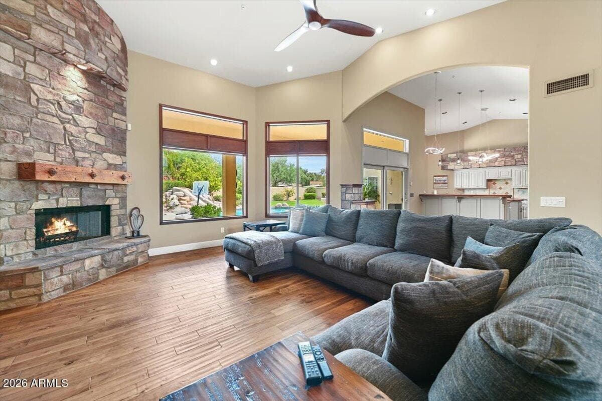 11252 E Appaloosa Place, Scottsdale, AZ 85259 — photo 10 of 40