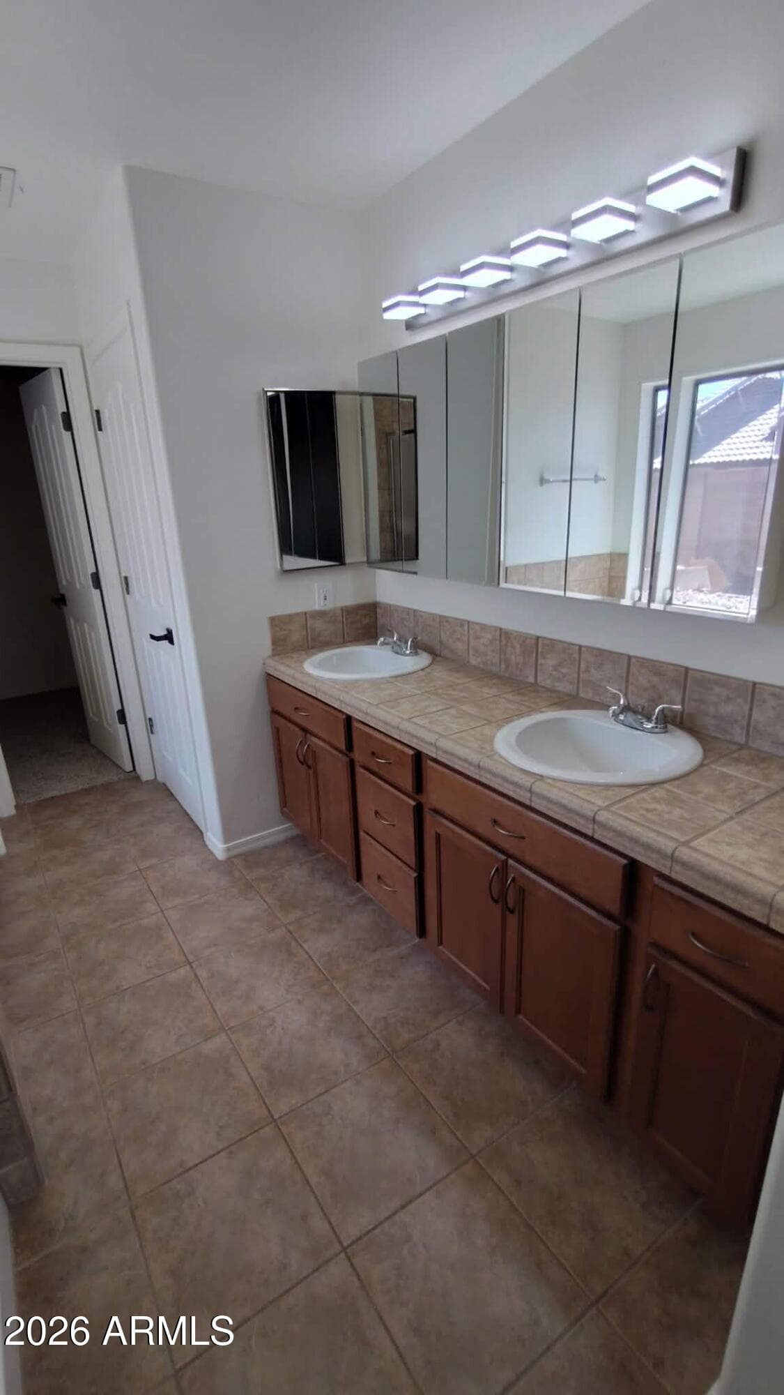 1637 San Clemente Drive, Sierra Vista, AZ 85635 — photo 34 of 35