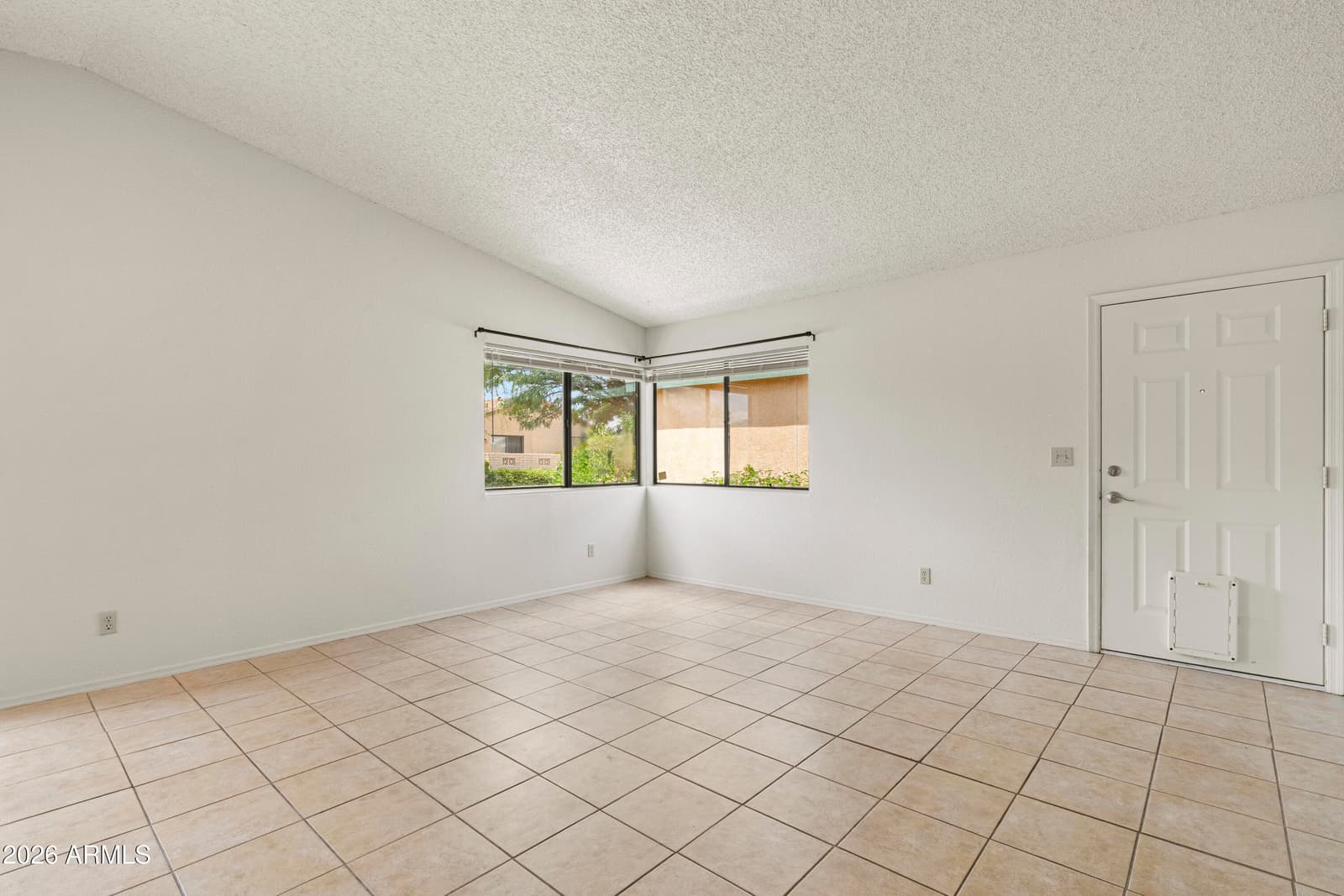 796 Sunset Vista Drive, Sierra Vista, AZ 85635 — photo 5 of 40