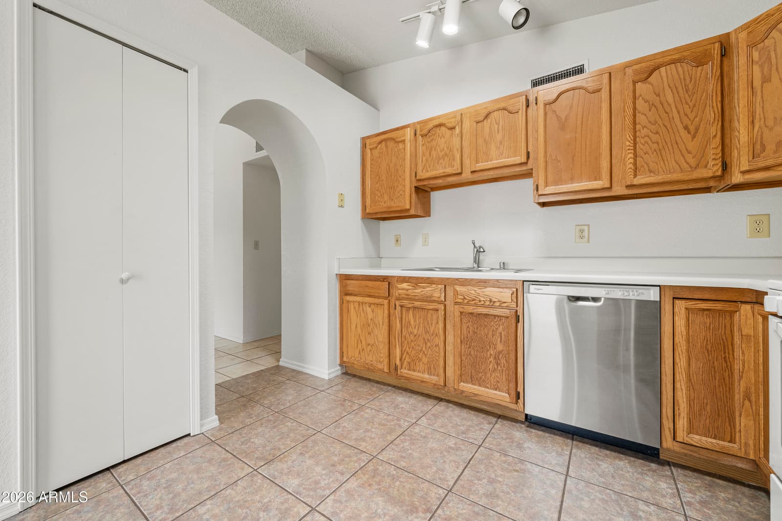 796 Sunset Vista Drive, Sierra Vista, AZ 85635 — photo 13 of 40