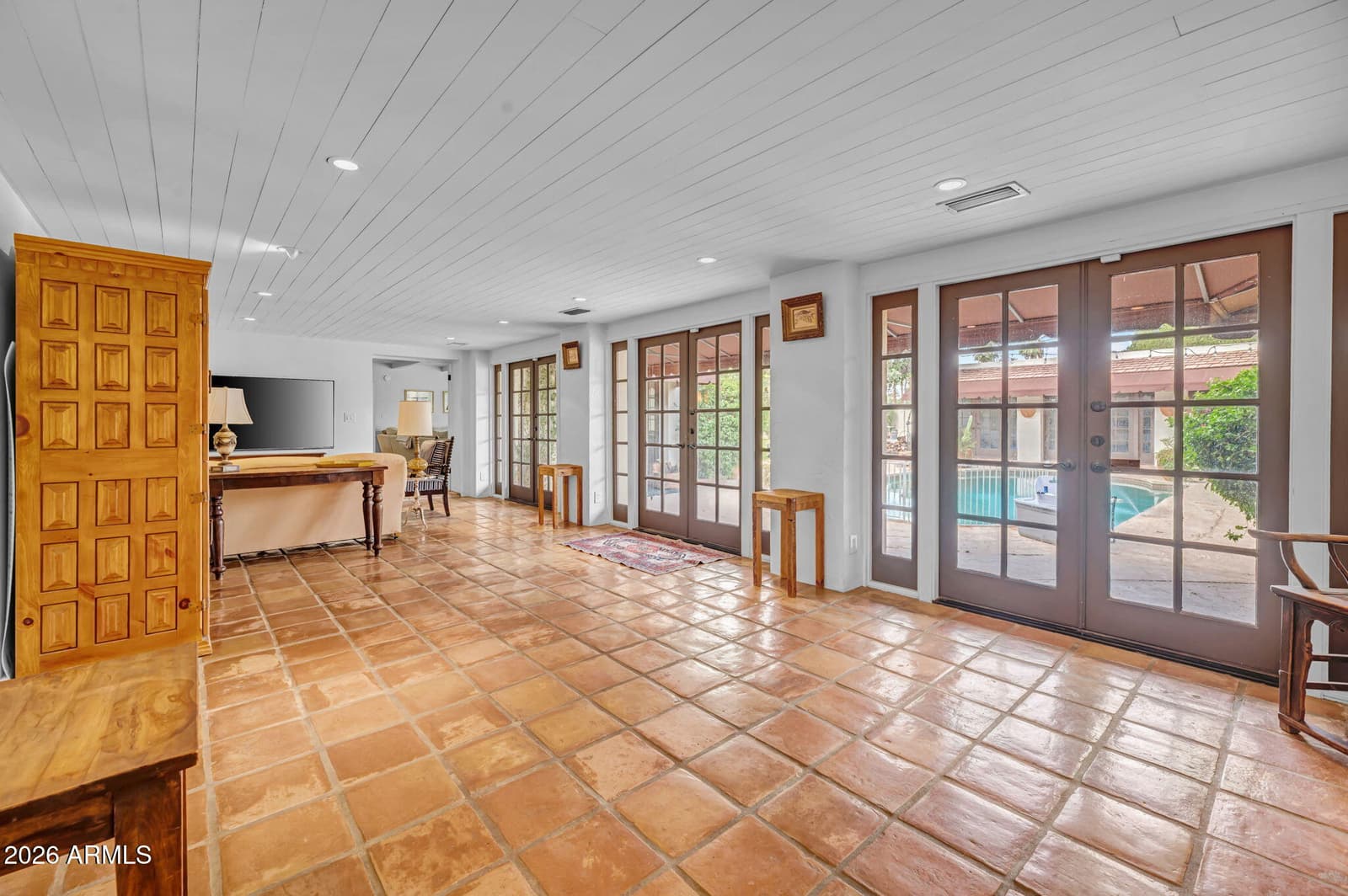 2102 Encanto Drive SW, Phoenix, AZ 85007 — photo 10 of 59