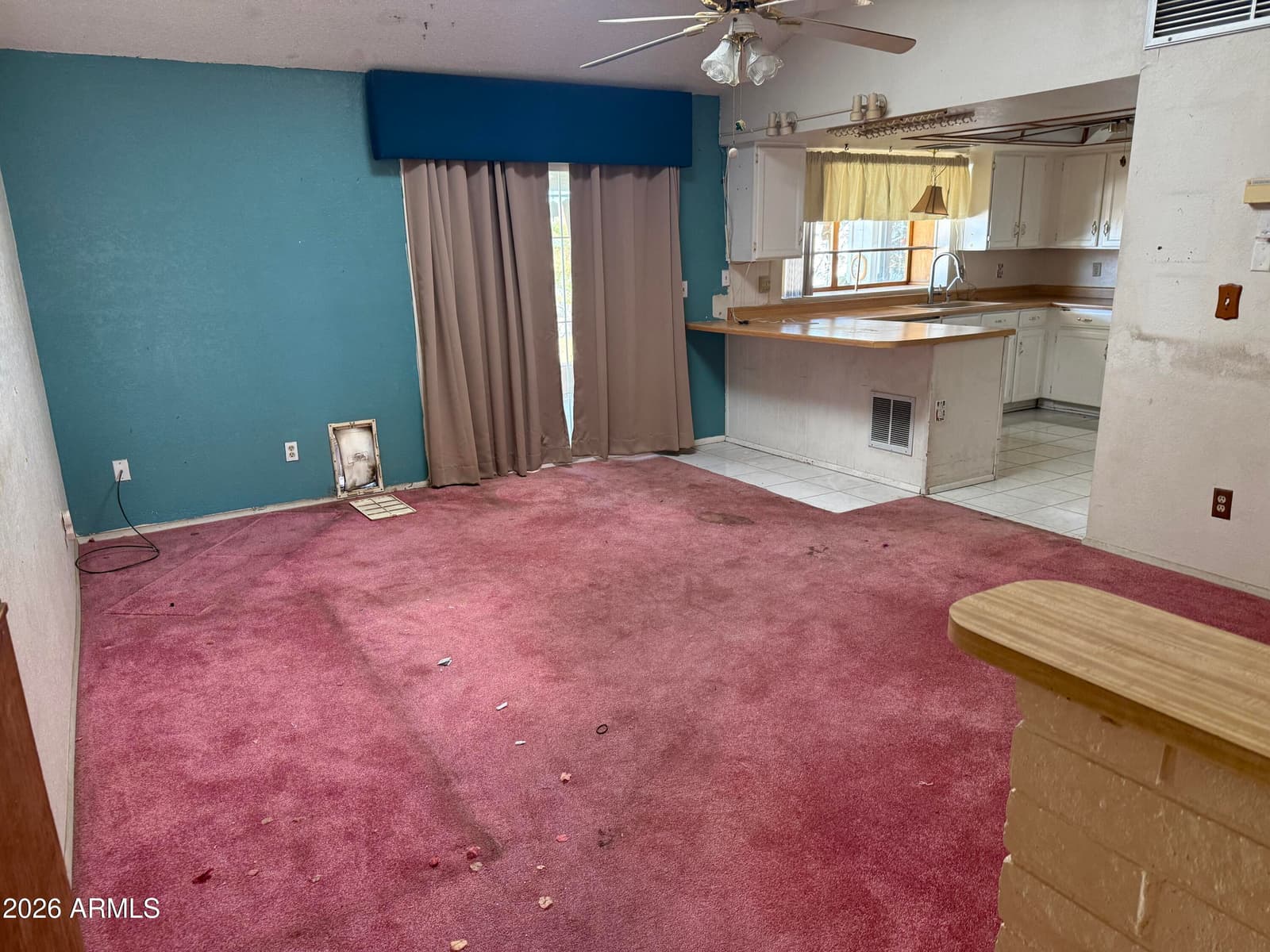 15418 N 31st Drive, Phoenix, AZ 85053 — photo 4 of 14