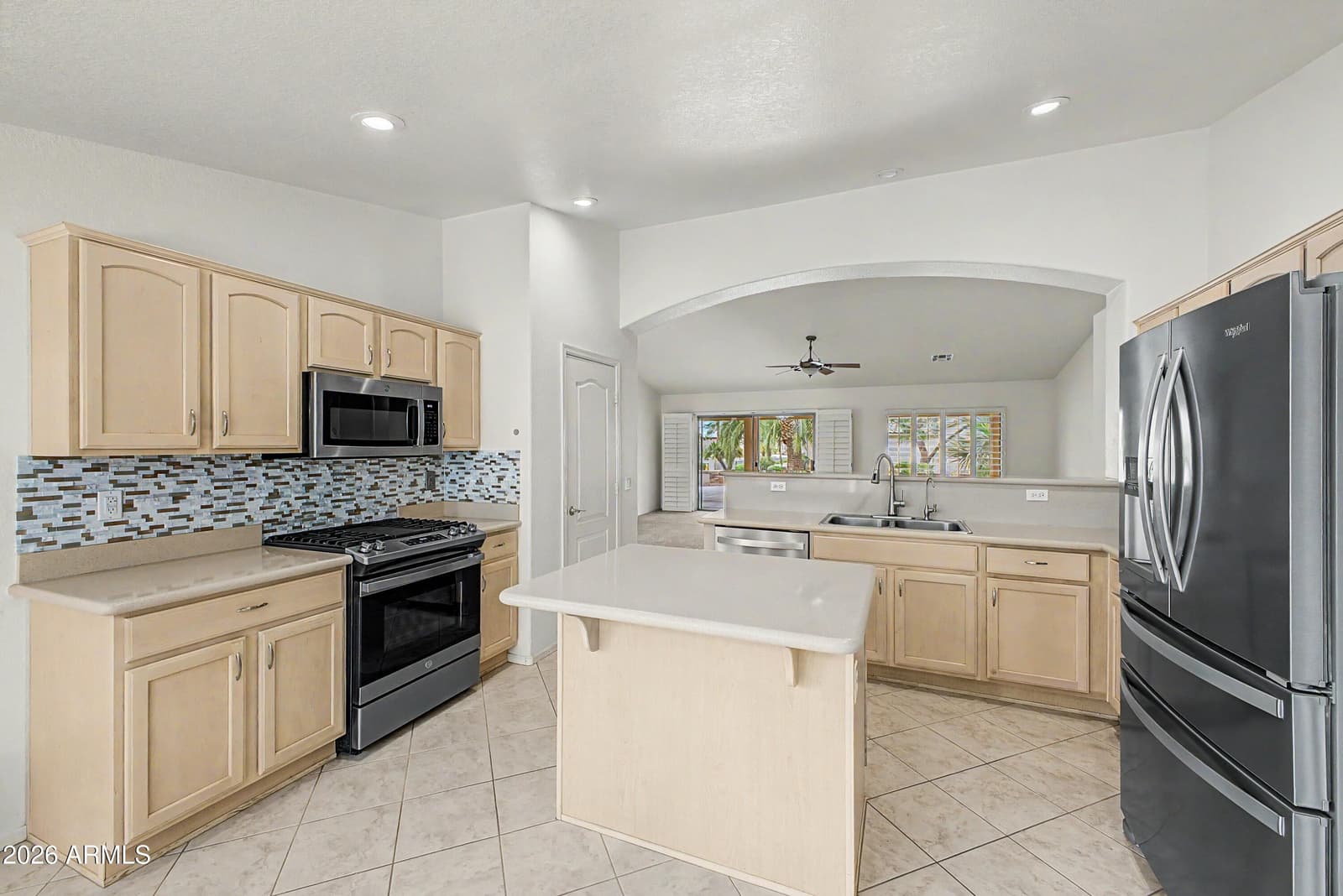 15957 W Sheila Lane, Goodyear, AZ 85395 — photo 8 of 28