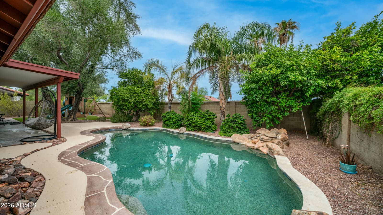 1338 E Sunburst Lane, Tempe, AZ 85284 — photo 8 of 43
