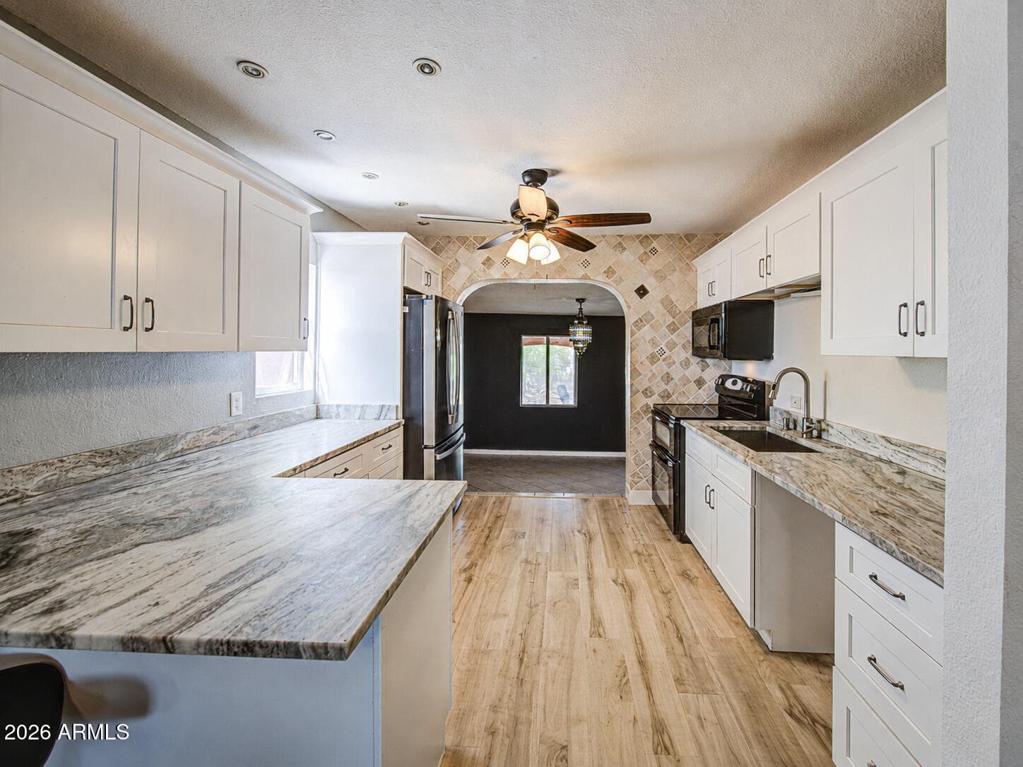 25416 S Grapefruit Drive, Queen Creek, AZ 85142 — photo 11 of 31