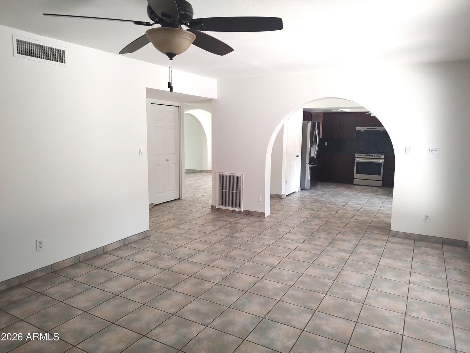6207 W Altadena Avenue, Glendale, AZ 85304 — photo 17 of 47
