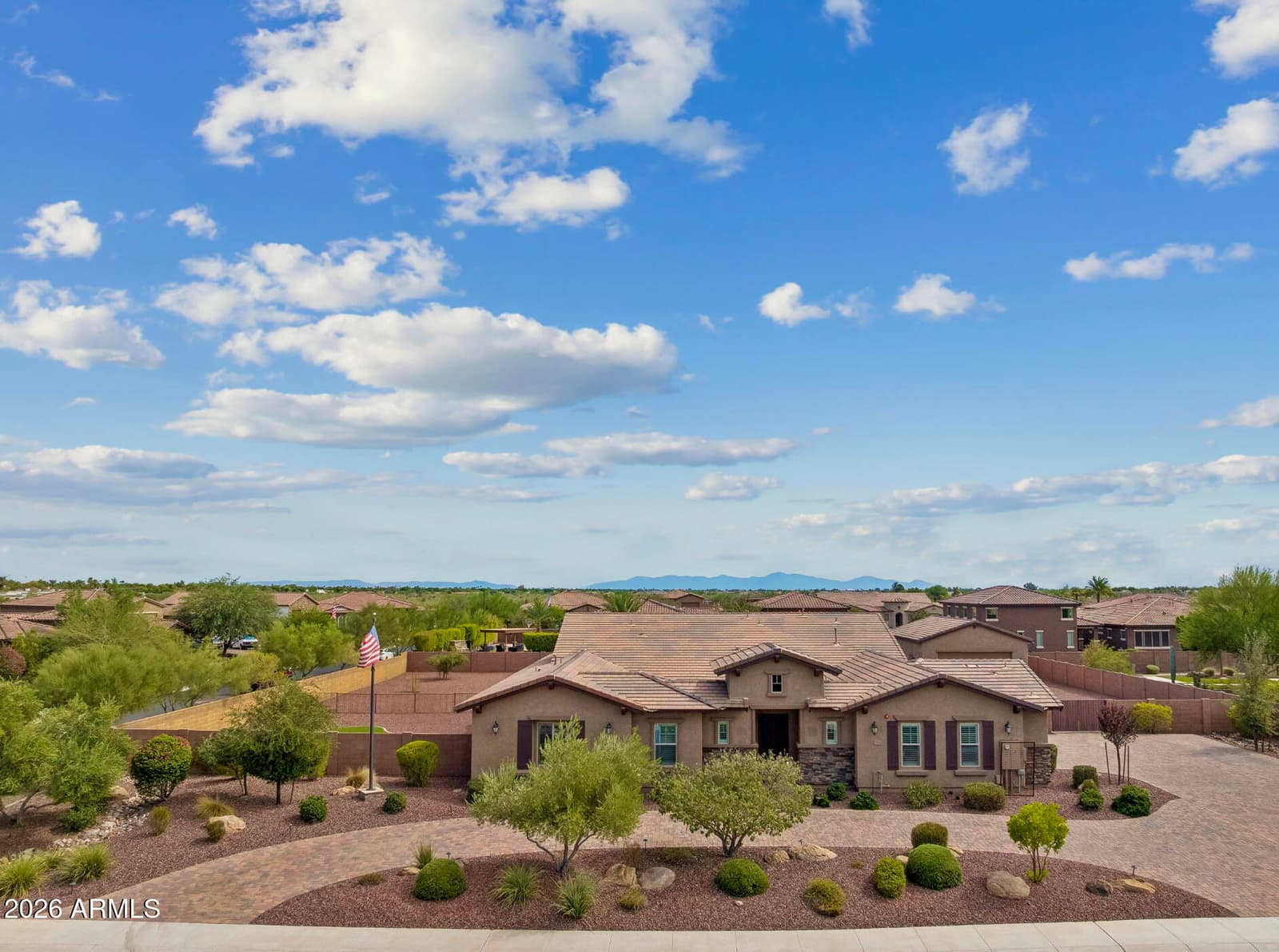 7551 W Saguaro Park Lane, Peoria, AZ 85383 — photo 18 of 26