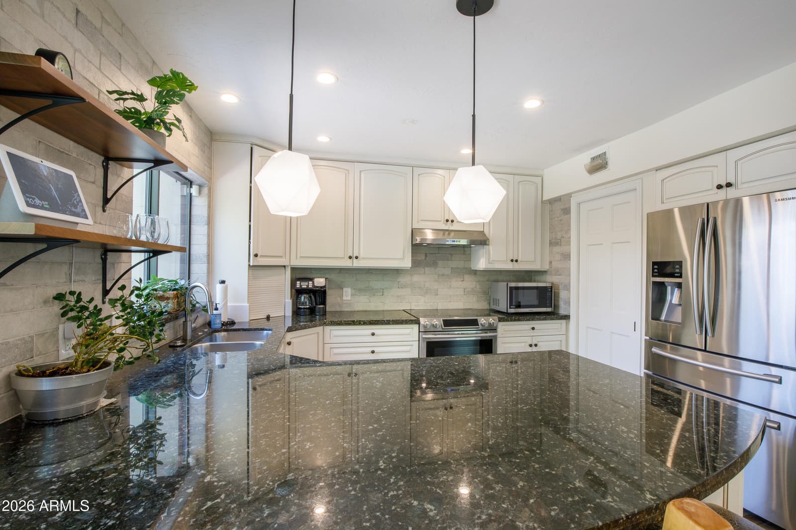 7232 N 14th Street, Phoenix, AZ 85020 — photo 8 of 44