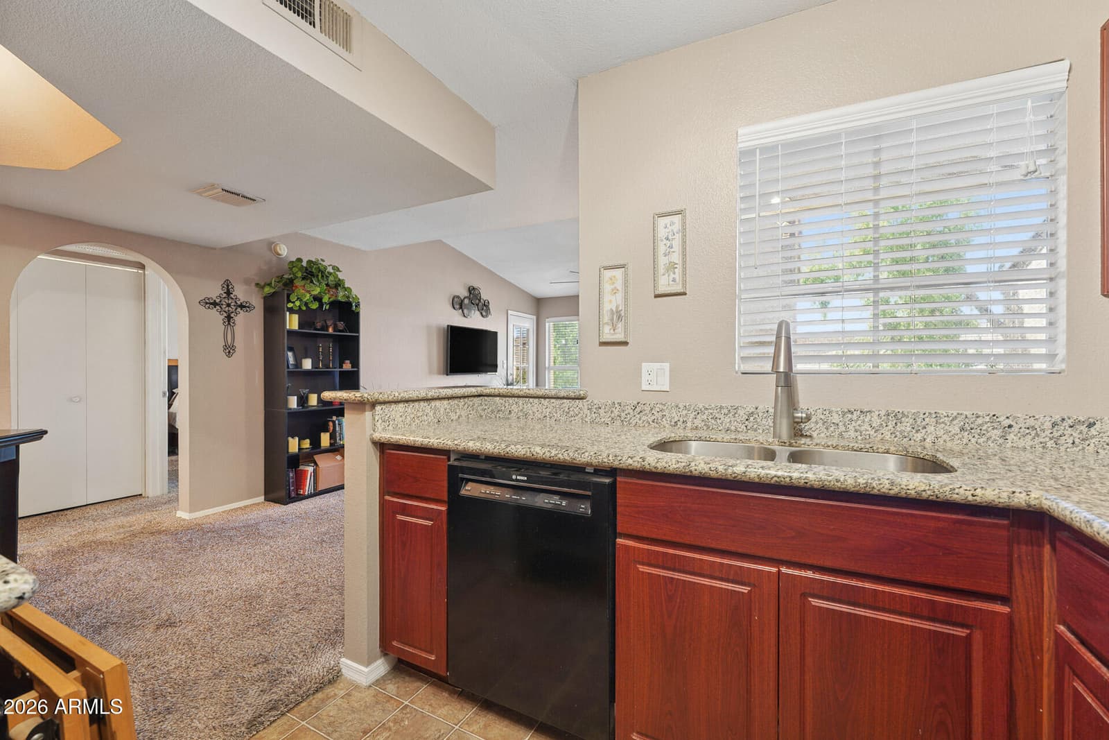 1880 E Morten Avenue 214, Phoenix, AZ 85020 — photo 11 of 22