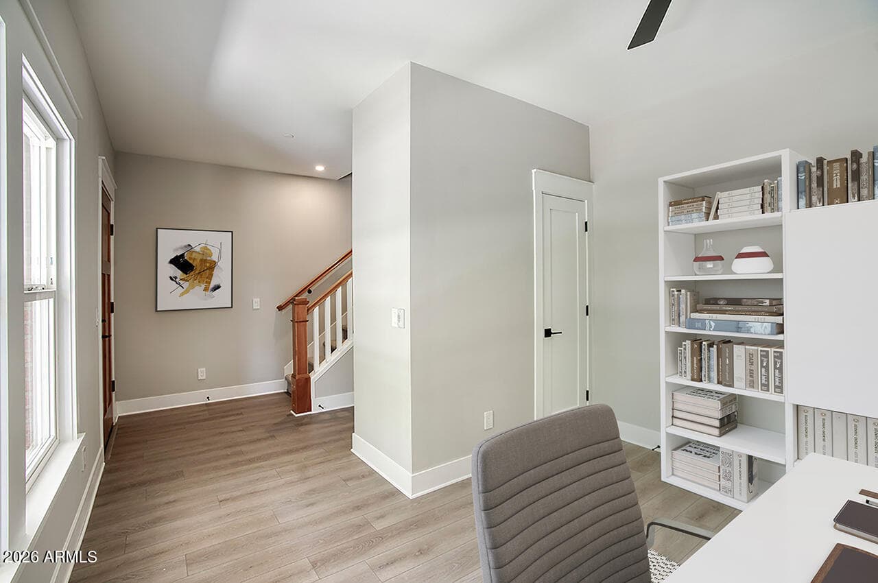 806 N 2nd Avenue, Phoenix, AZ 85003 — photo 5 of 31