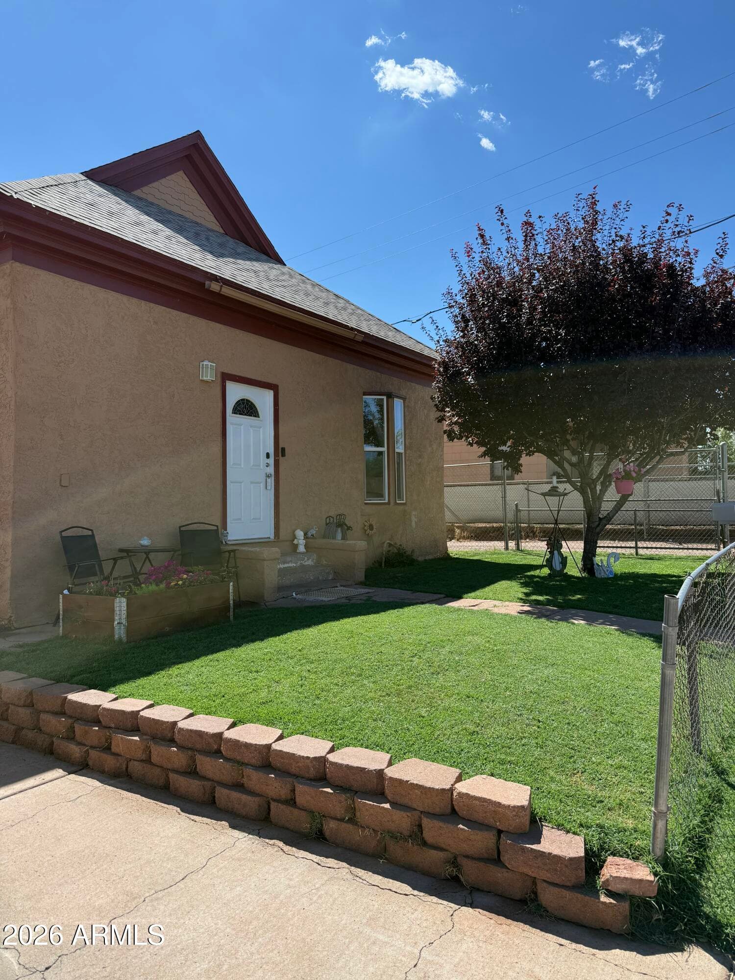 113 E Aspinwall Street, Winslow, AZ 86047 — photo 1 of 19