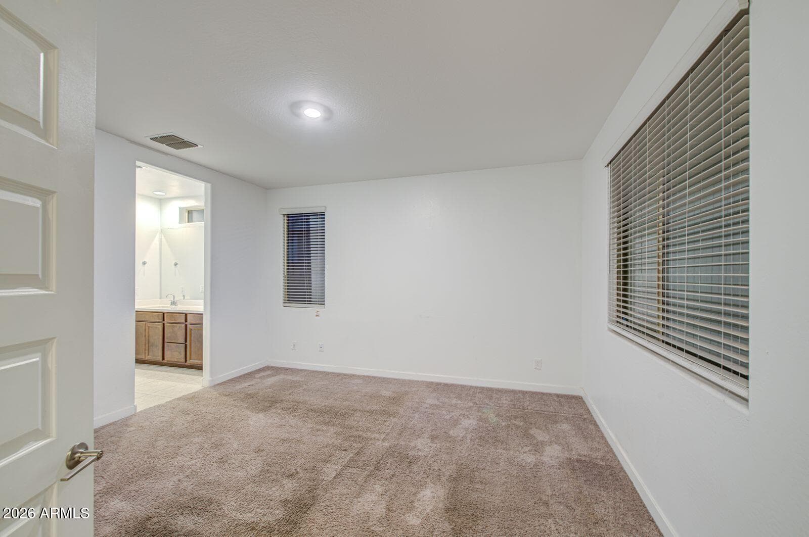 2239 W Donner Drive, Phoenix, AZ 85041 — photo 6 of 20