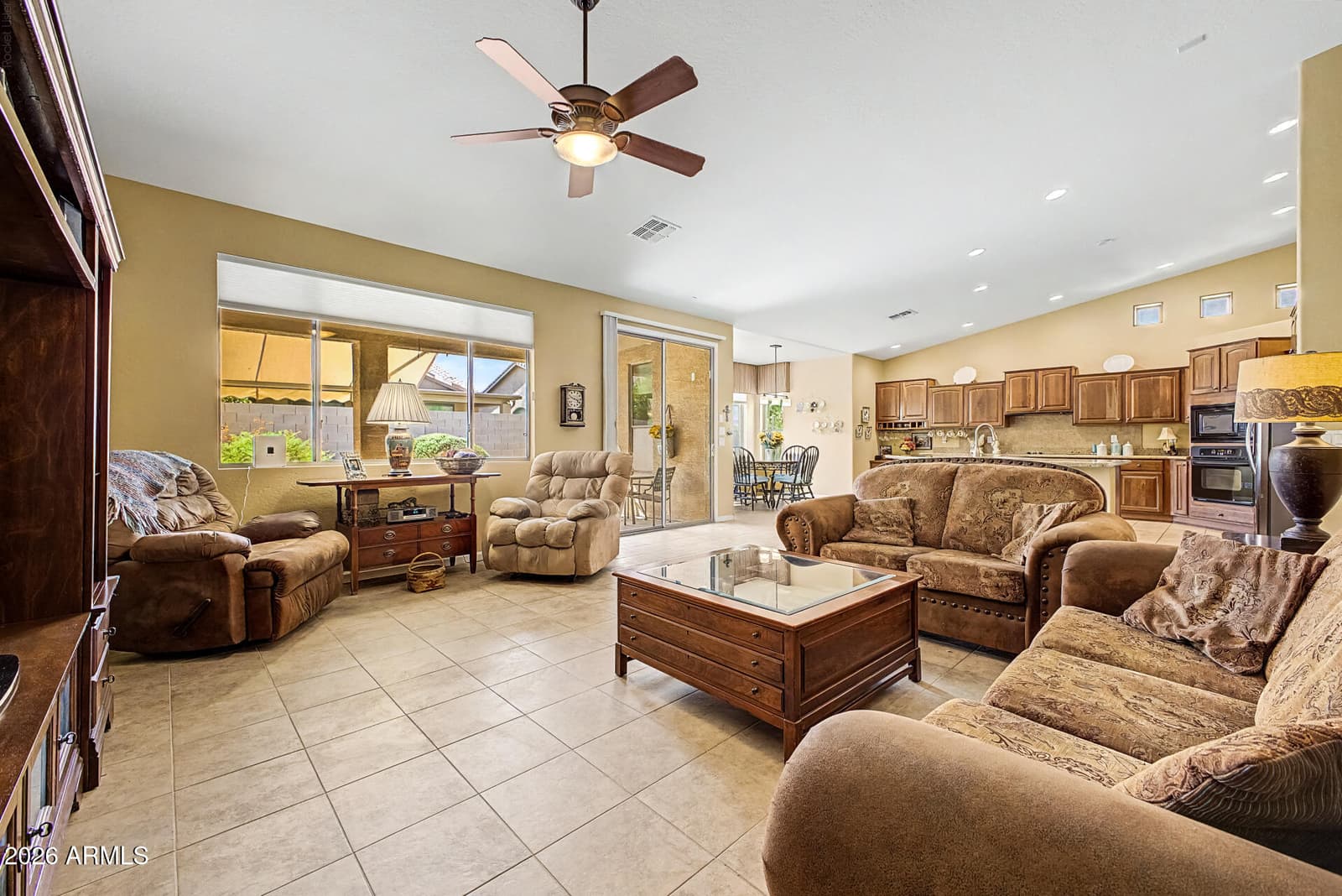 25102 S Lakeway Drive, Sun Lakes, AZ 85248 — photo 9 of 36