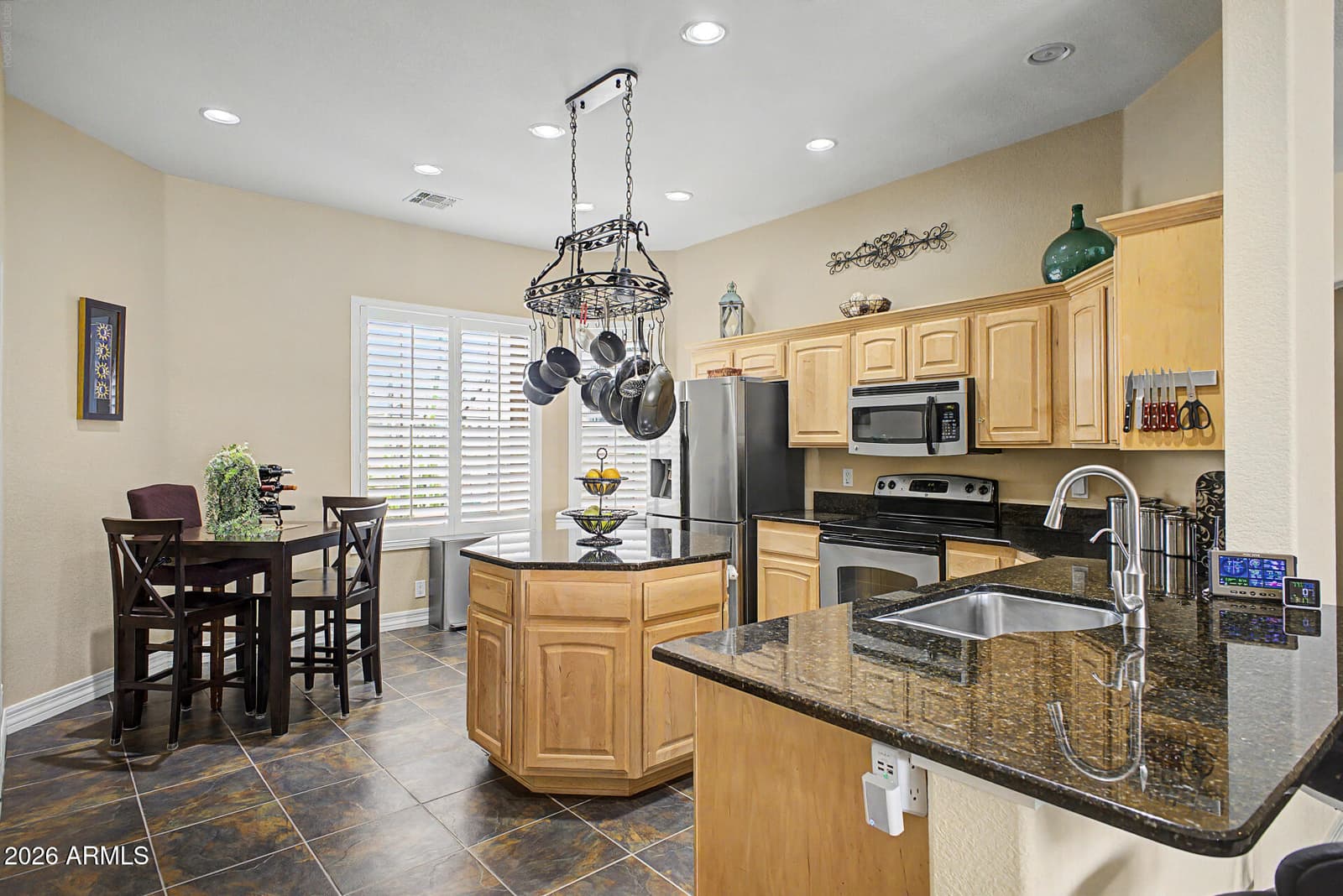 2835 S Wattlewood, Mesa, AZ 85212 — photo 14 of 40