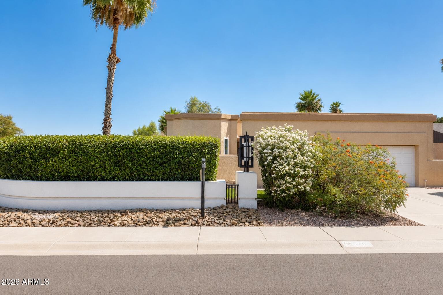 6769 E Grandview Drive, Scottsdale, AZ 85254 — photo 6 of 28