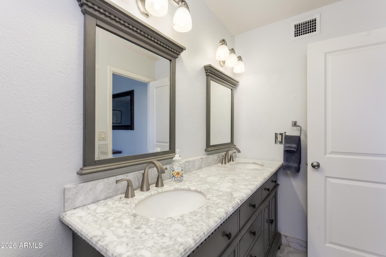 6769 E Grandview Drive, Scottsdale, AZ 85254 — photo 17 of 28