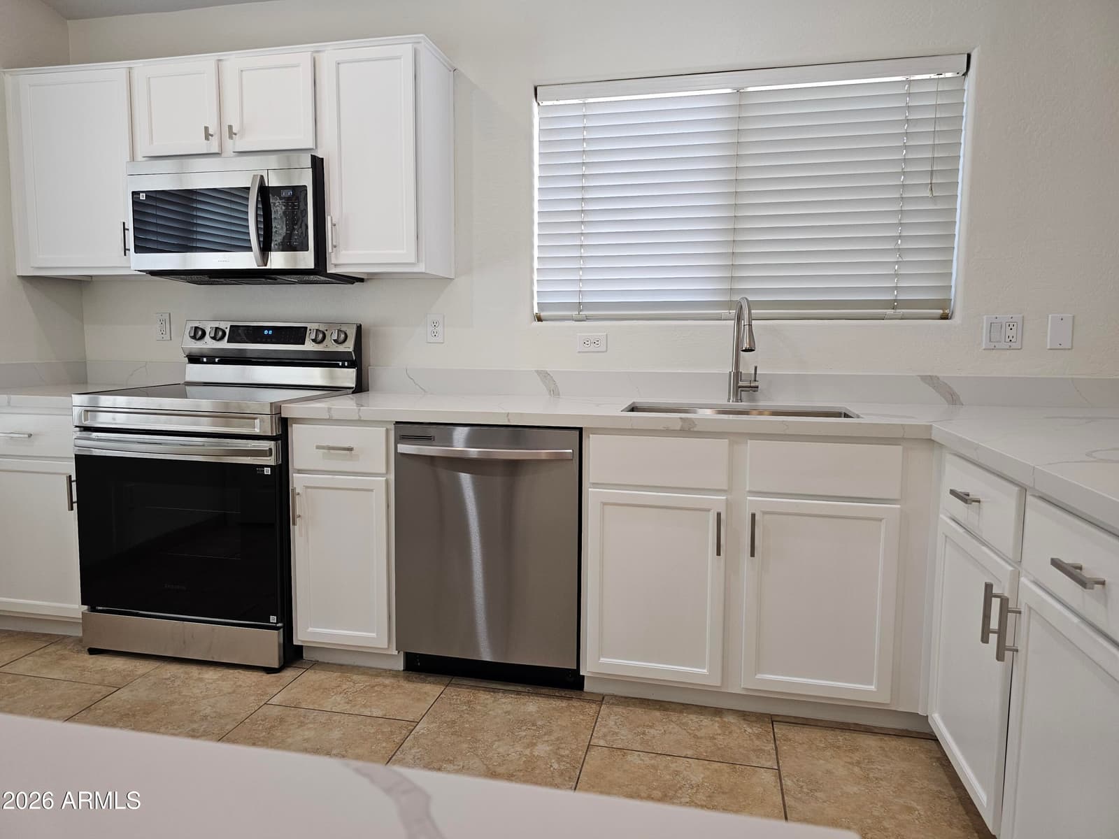 2556 W Tamarisk Avenue, Phoenix, AZ 85041 — photo 14 of 15