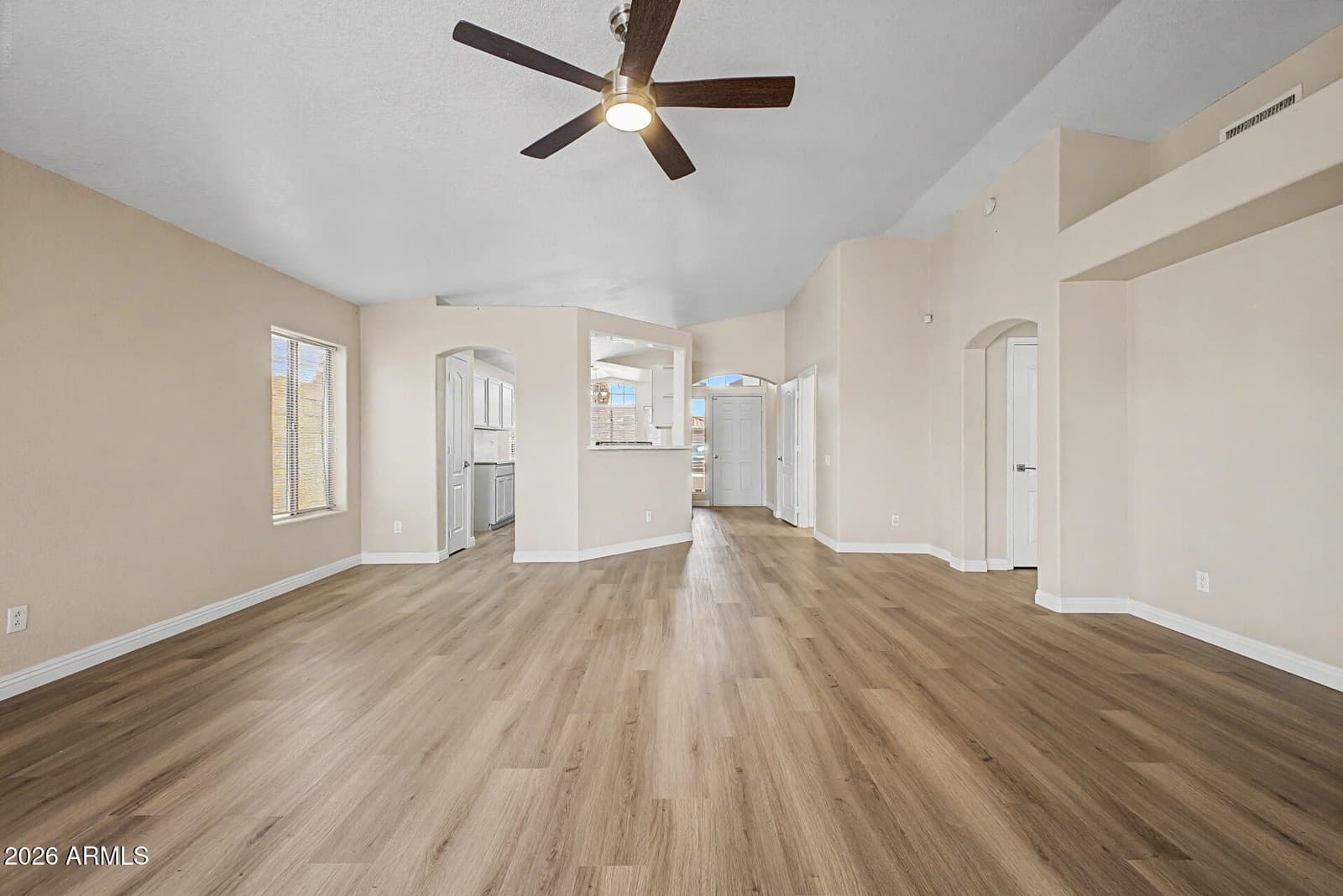 18466 N 5th Avenue, Phoenix, AZ 85023 — photo 10 of 62