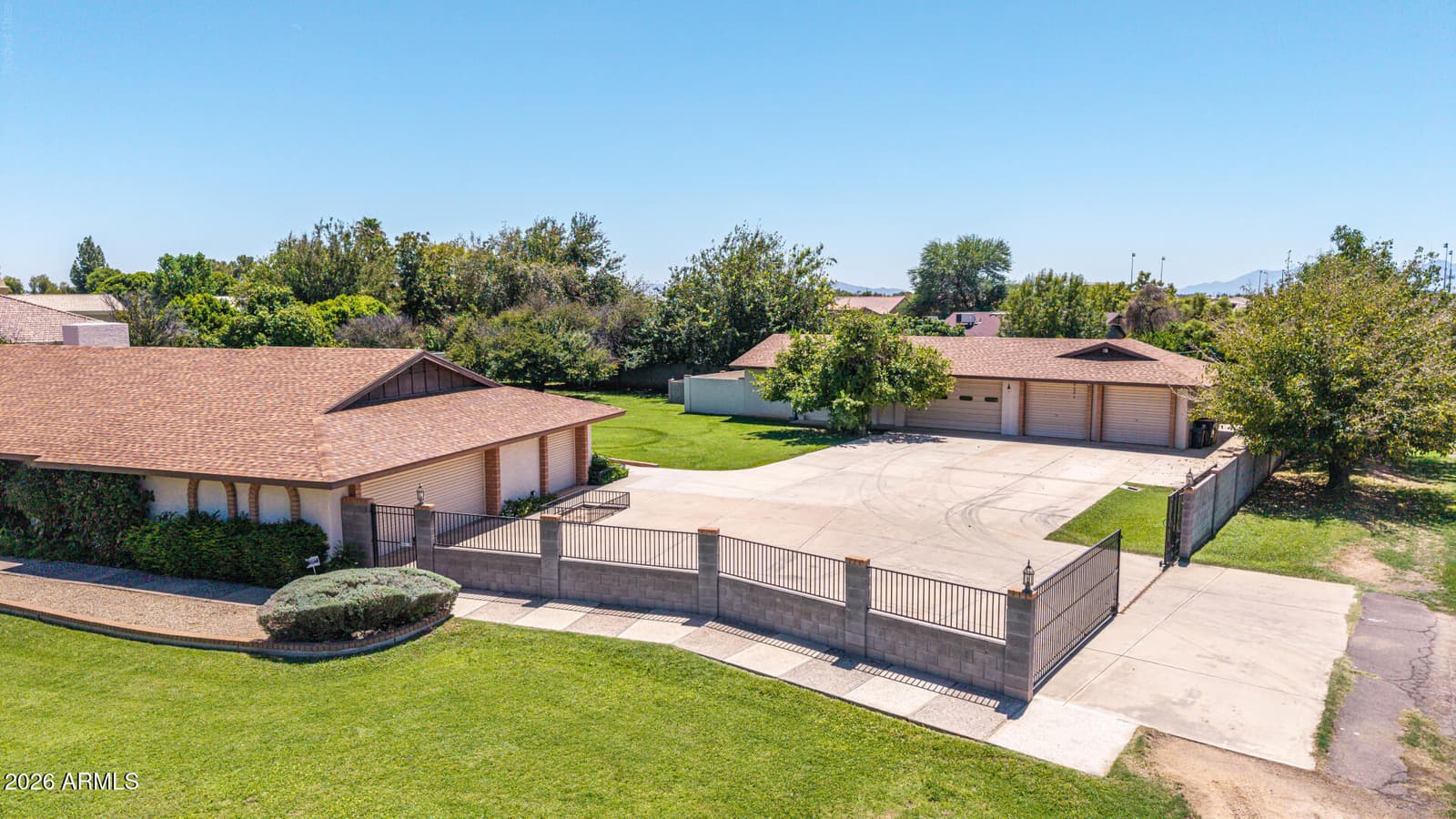9239 W Marshall Avenue, Glendale, AZ 85305 — photo 1 of 69