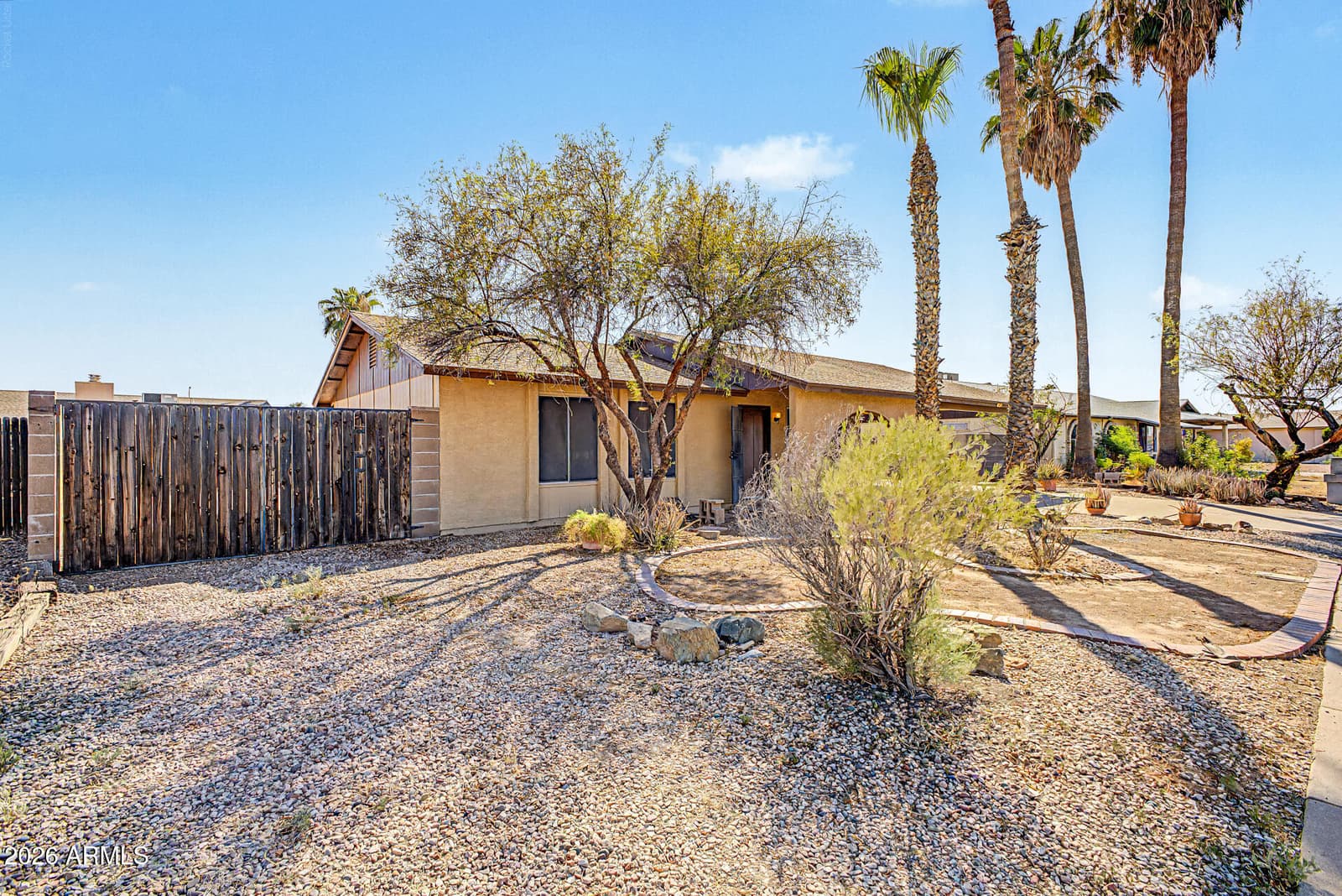 515 W Greentree Drive, Chandler, AZ 85225 — photo 3 of 27