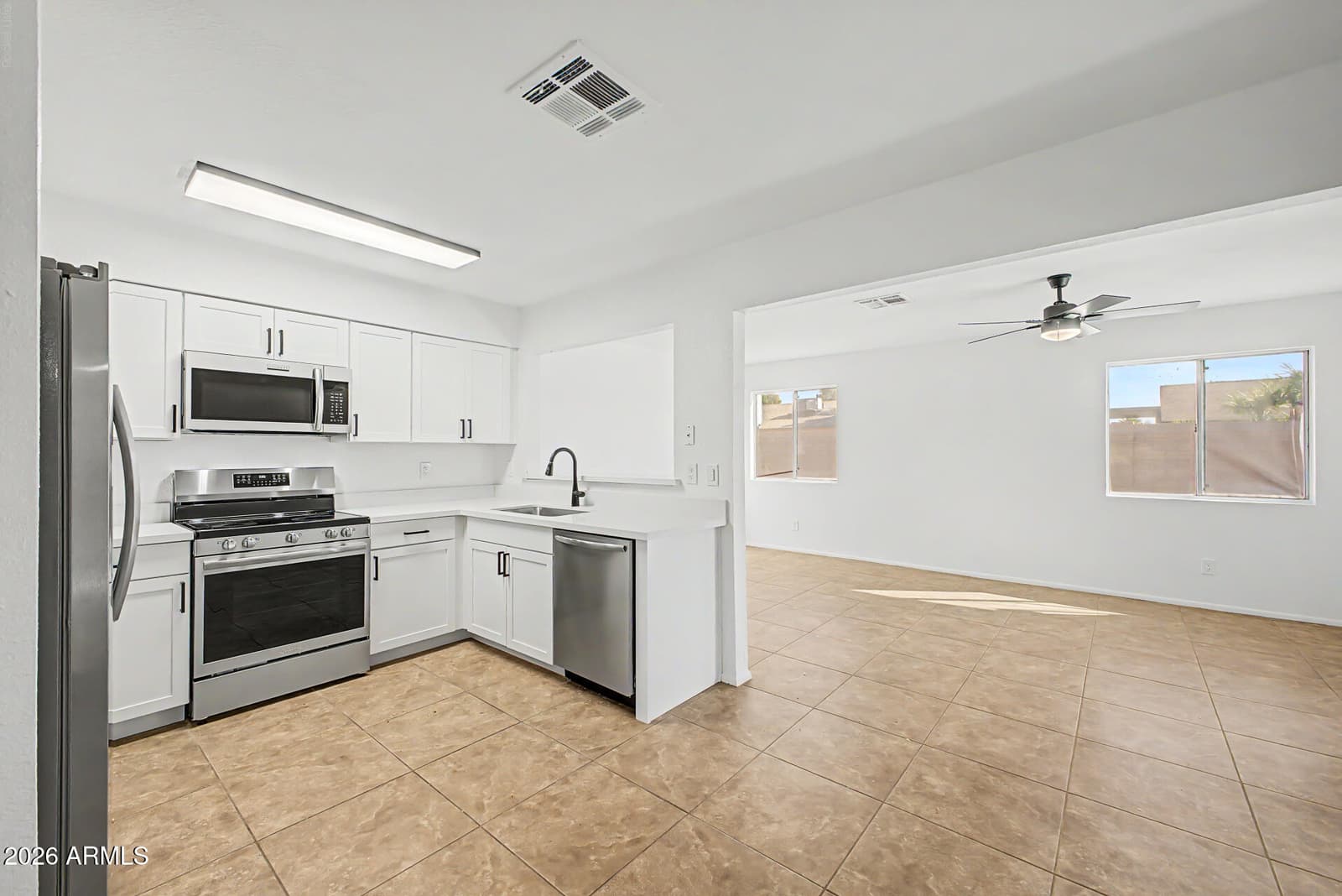 515 W Greentree Drive, Chandler, AZ 85225 — photo 12 of 27