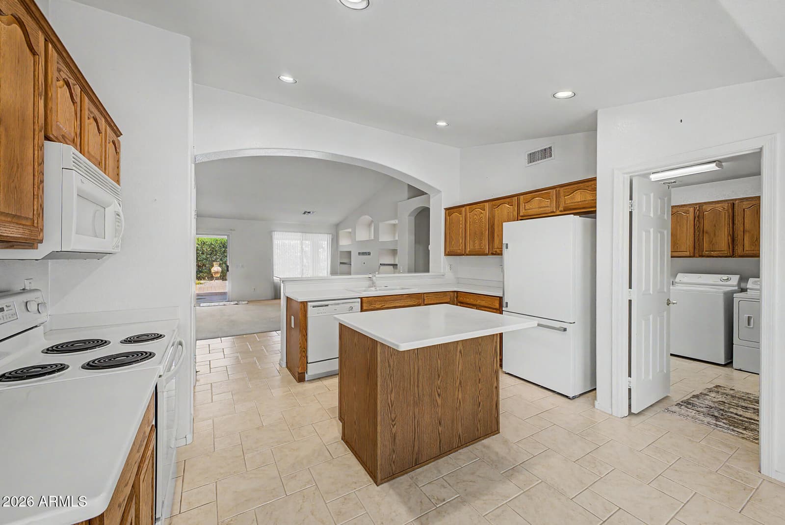 9228 E Champagne Drive, Sun Lakes, AZ 85248 — photo 13 of 36