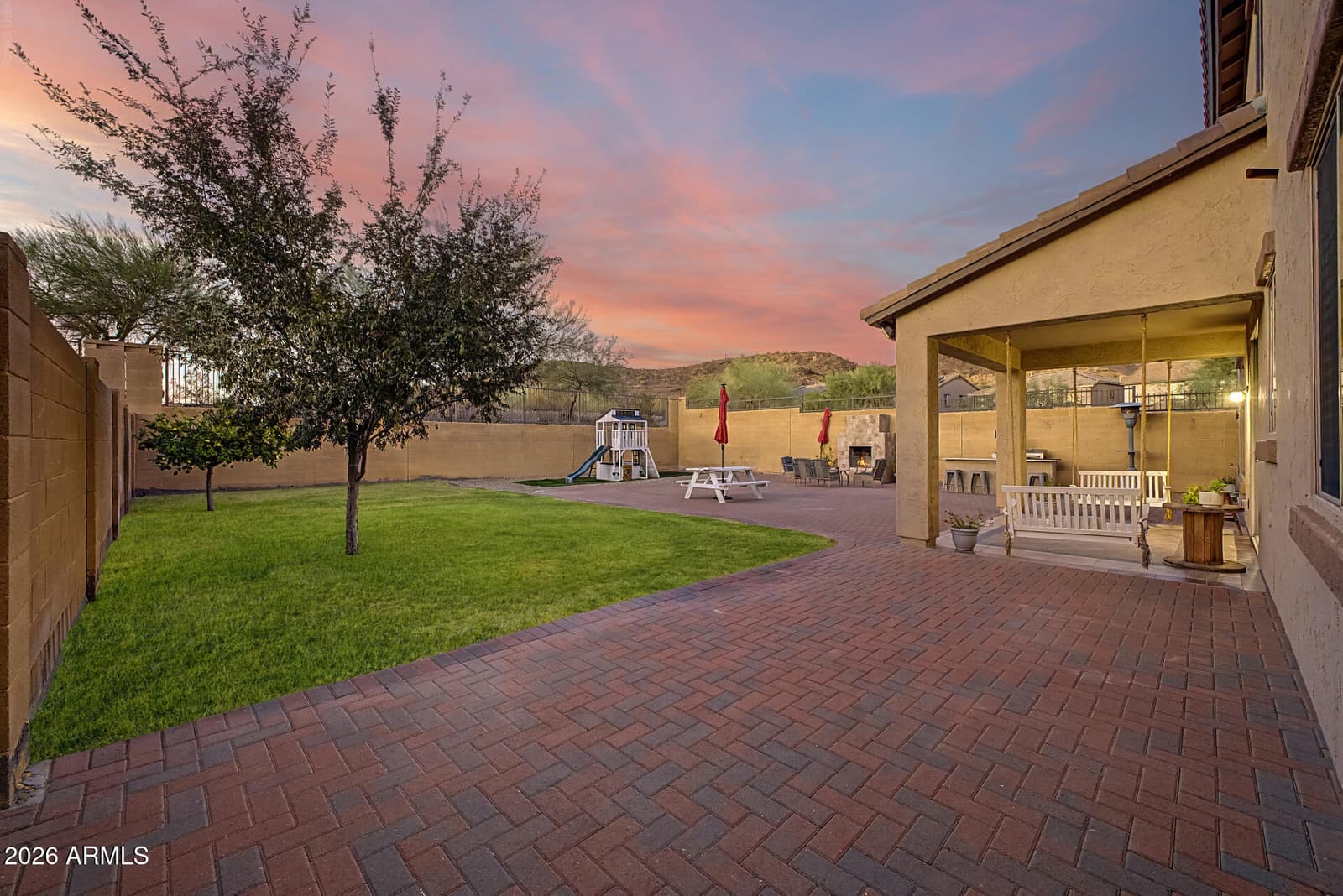 9102 W White Feather Lane, Peoria, AZ 85383 — photo 3 of 32