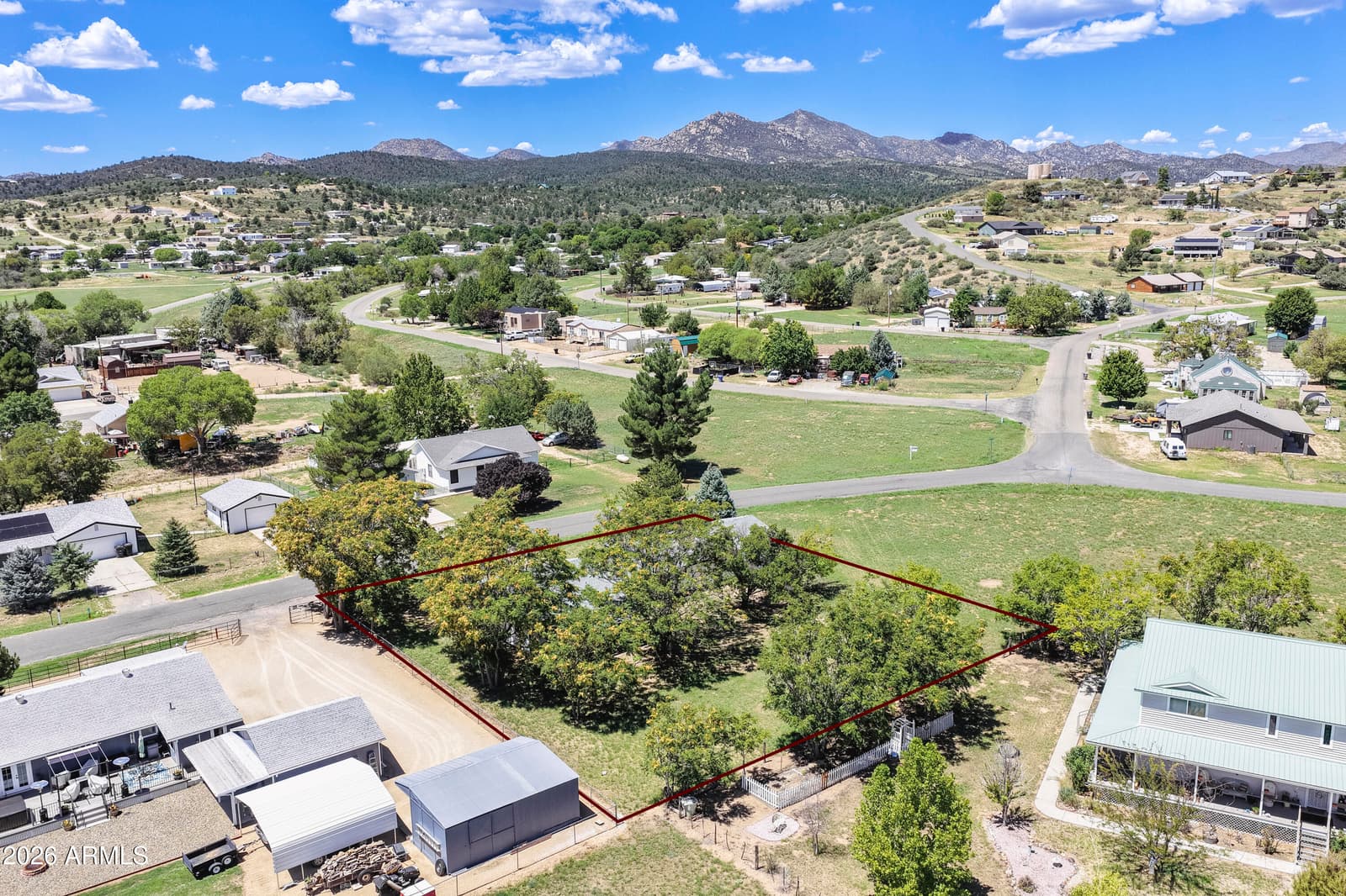 18535 S Joseph Hodge Road, Peeples Valley, AZ 86332 — photo 5 of 34