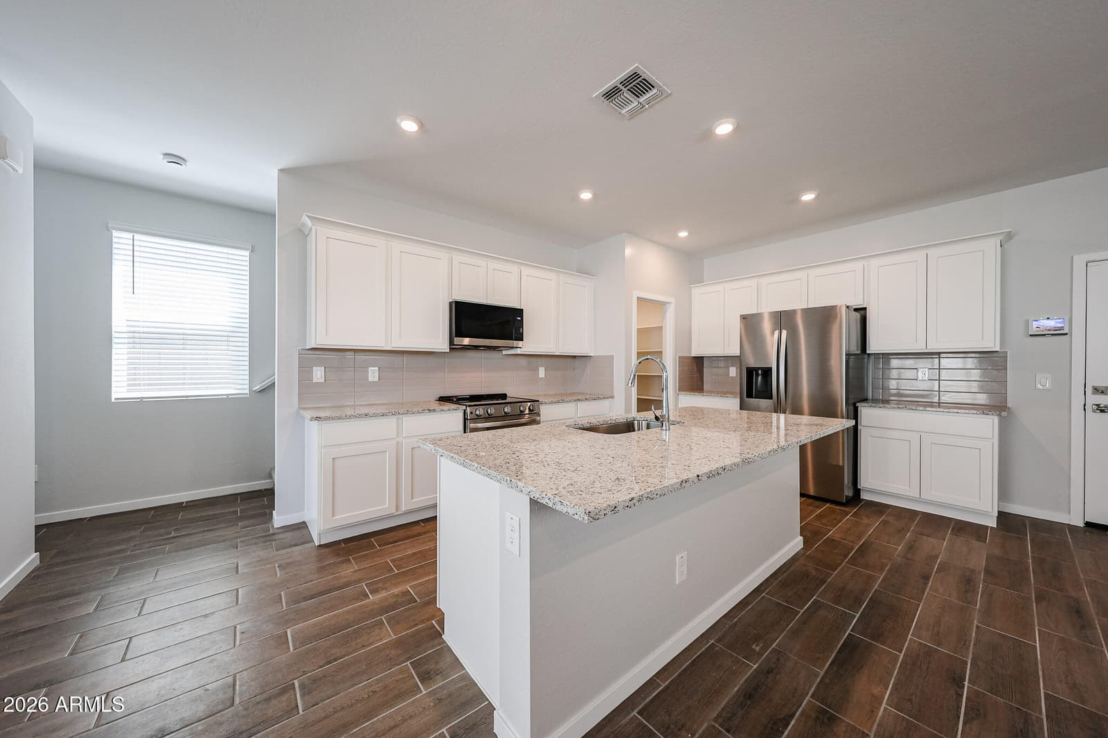 17386 W Villa Hermosa Lane, Surprise, AZ 85387 — photo 5 of 47